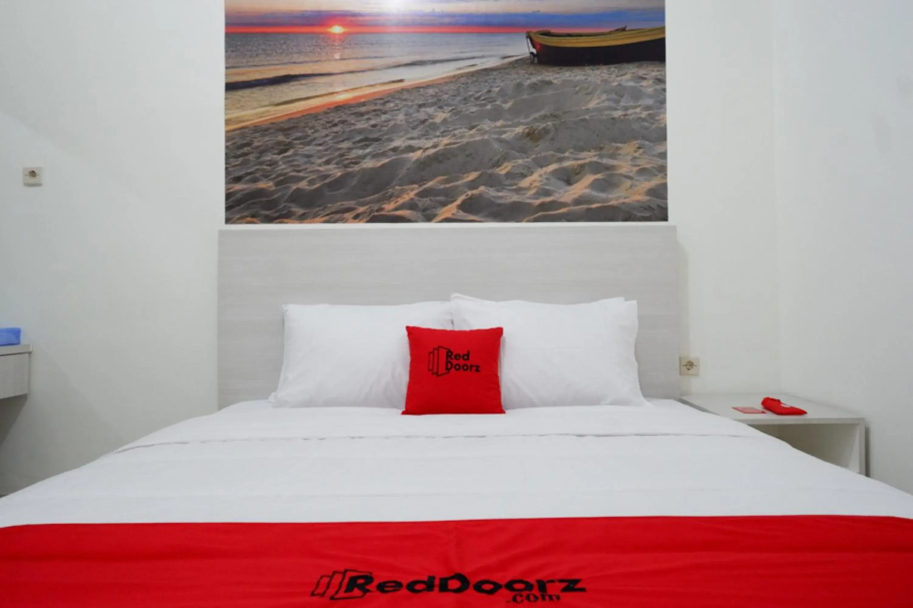 Bedroom, Bed in RedDoorz near Mataram University Bedroom, Bed in RedDoorz near Mataram University