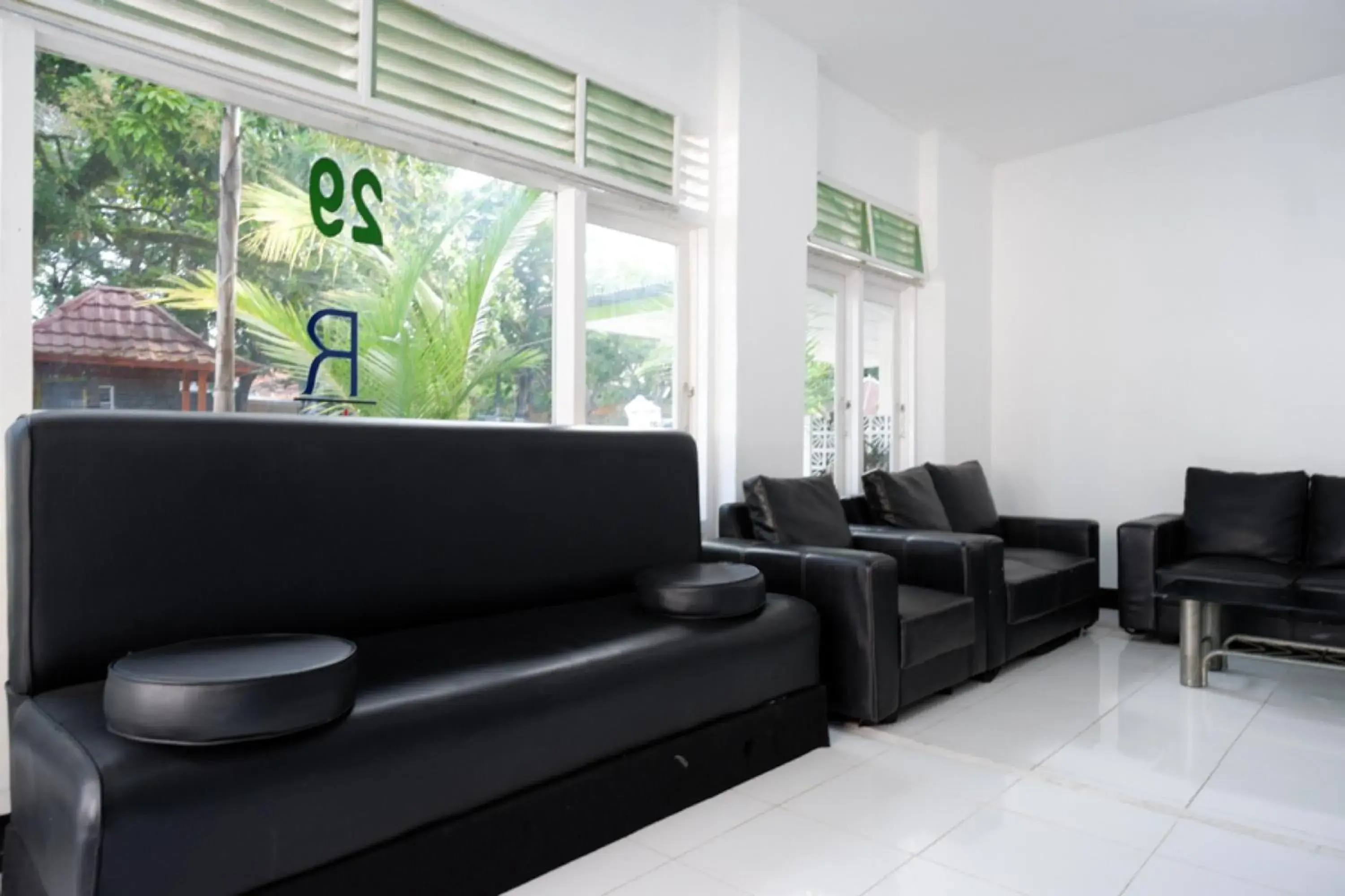 Property building in RedDoorz near Mataram University Property building in RedDoorz near Mataram University