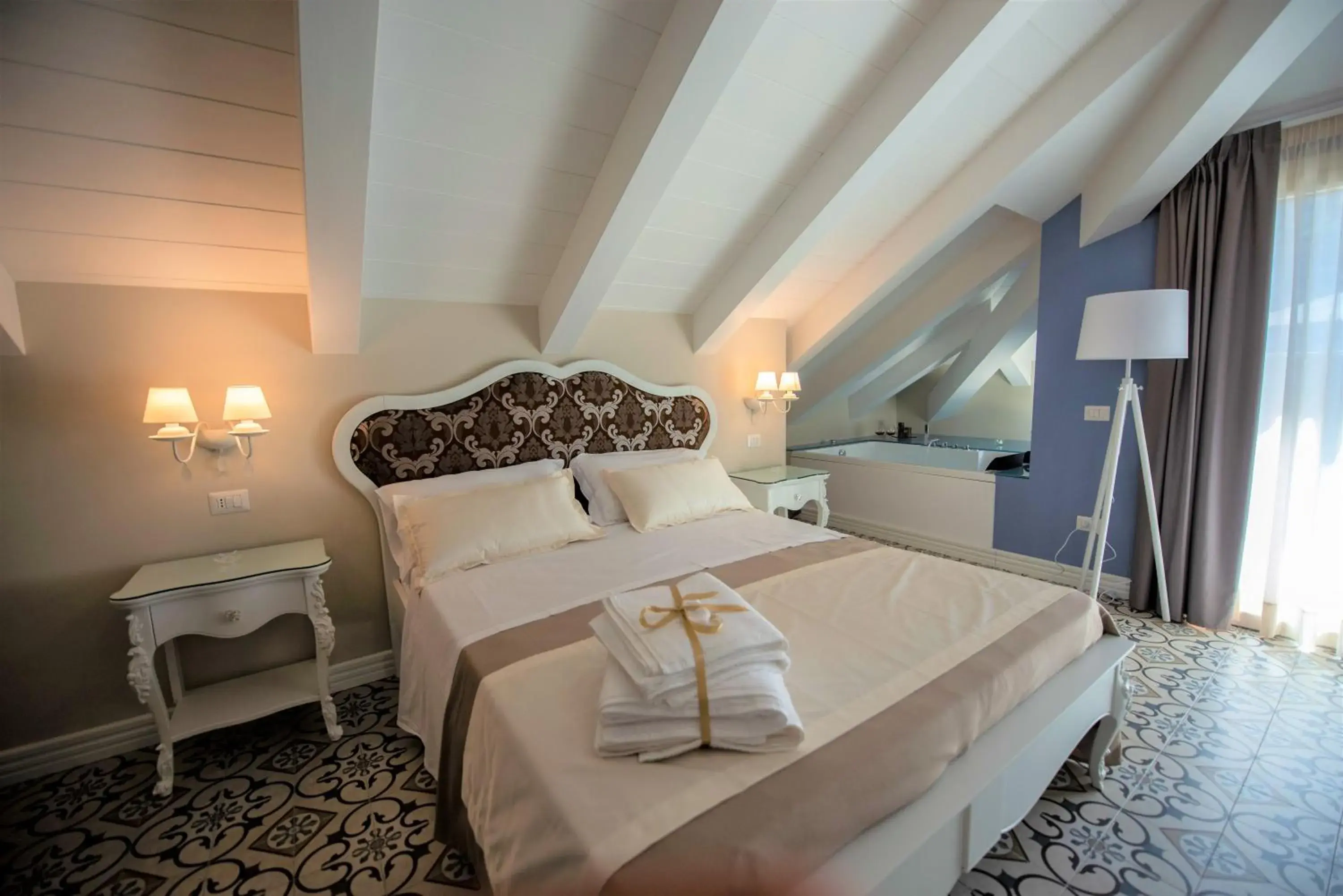 Junior Suite in Sui Generis Tropea Luxury Rooms Junior Suite in Sui Generis Tropea Luxury Rooms