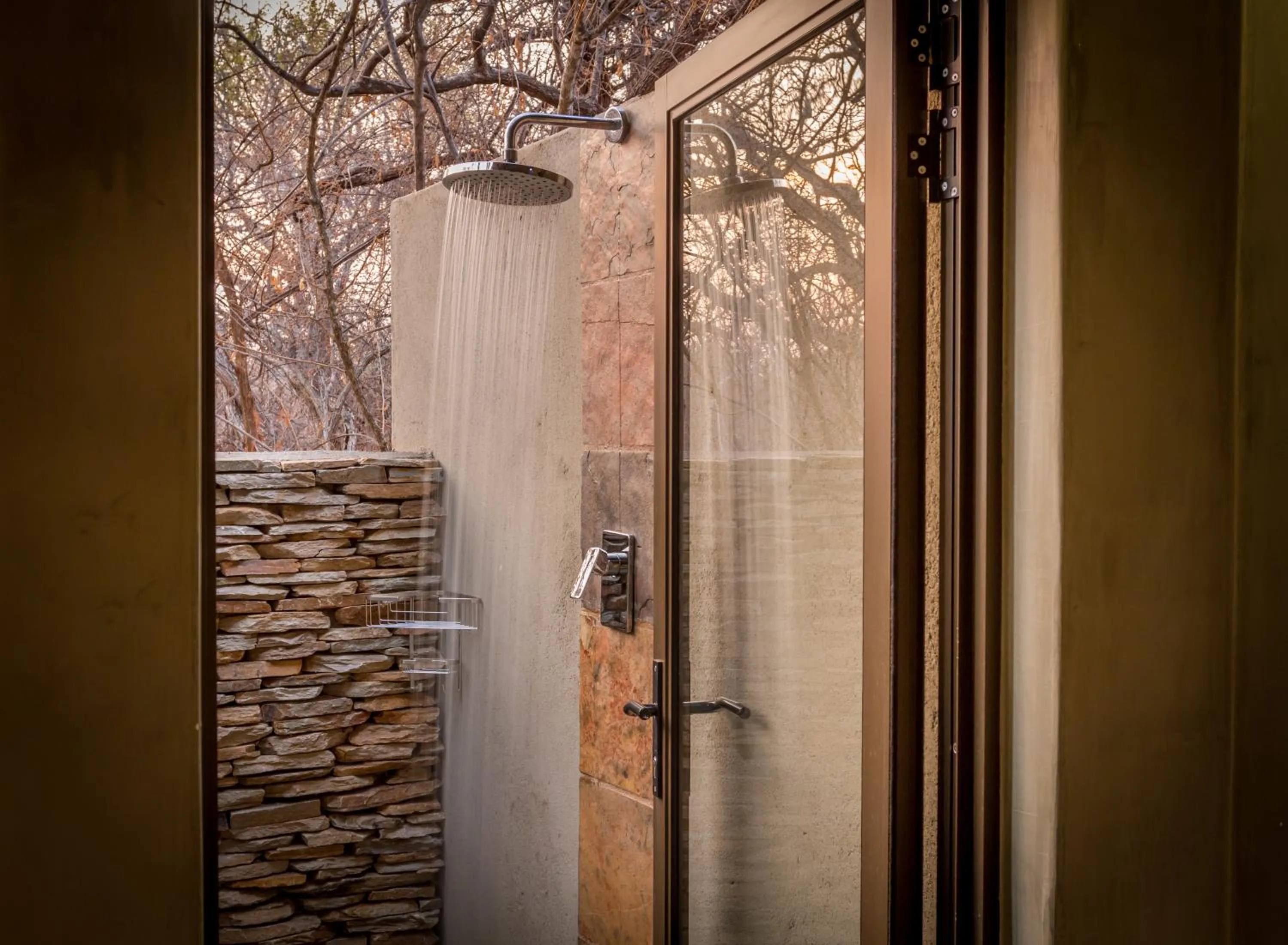 Shower in Ukuthula Bush Lodge