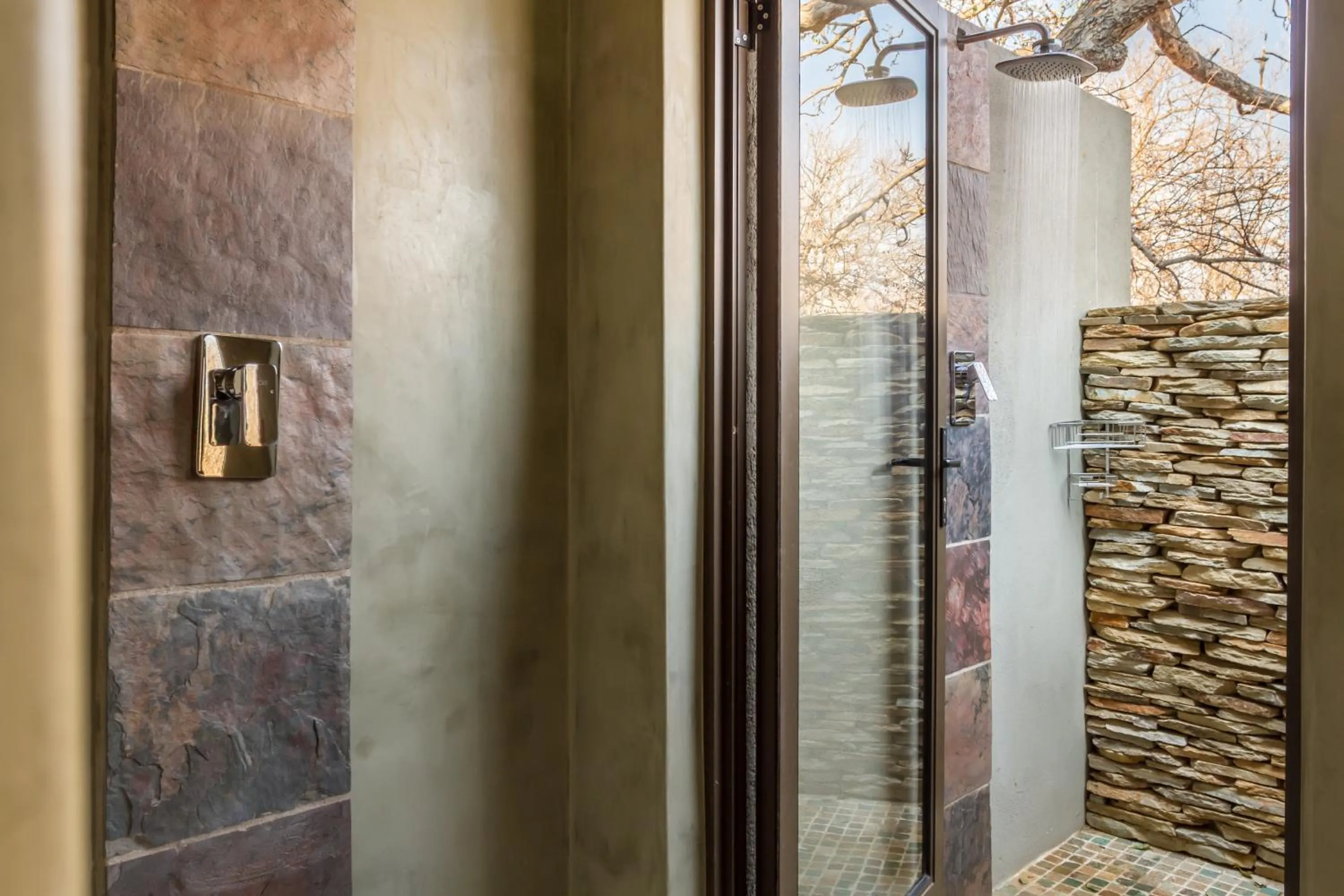 Shower in Ukuthula Bush Lodge