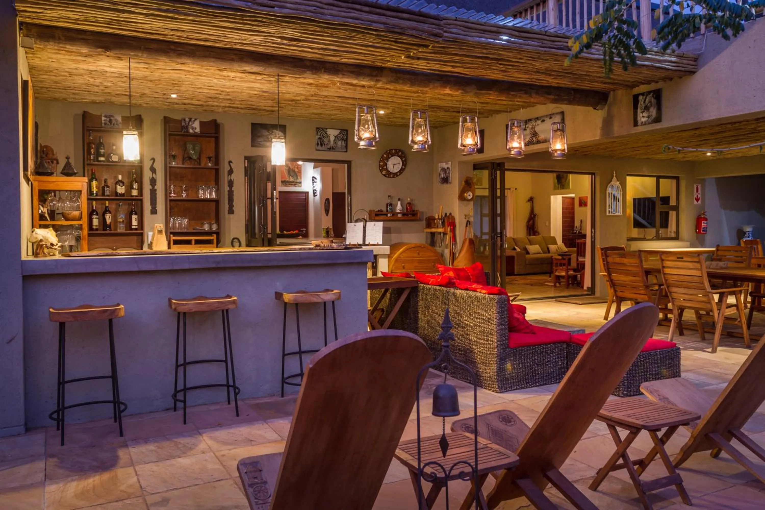 Restaurant/places to eat in Ukuthula Bush Lodge