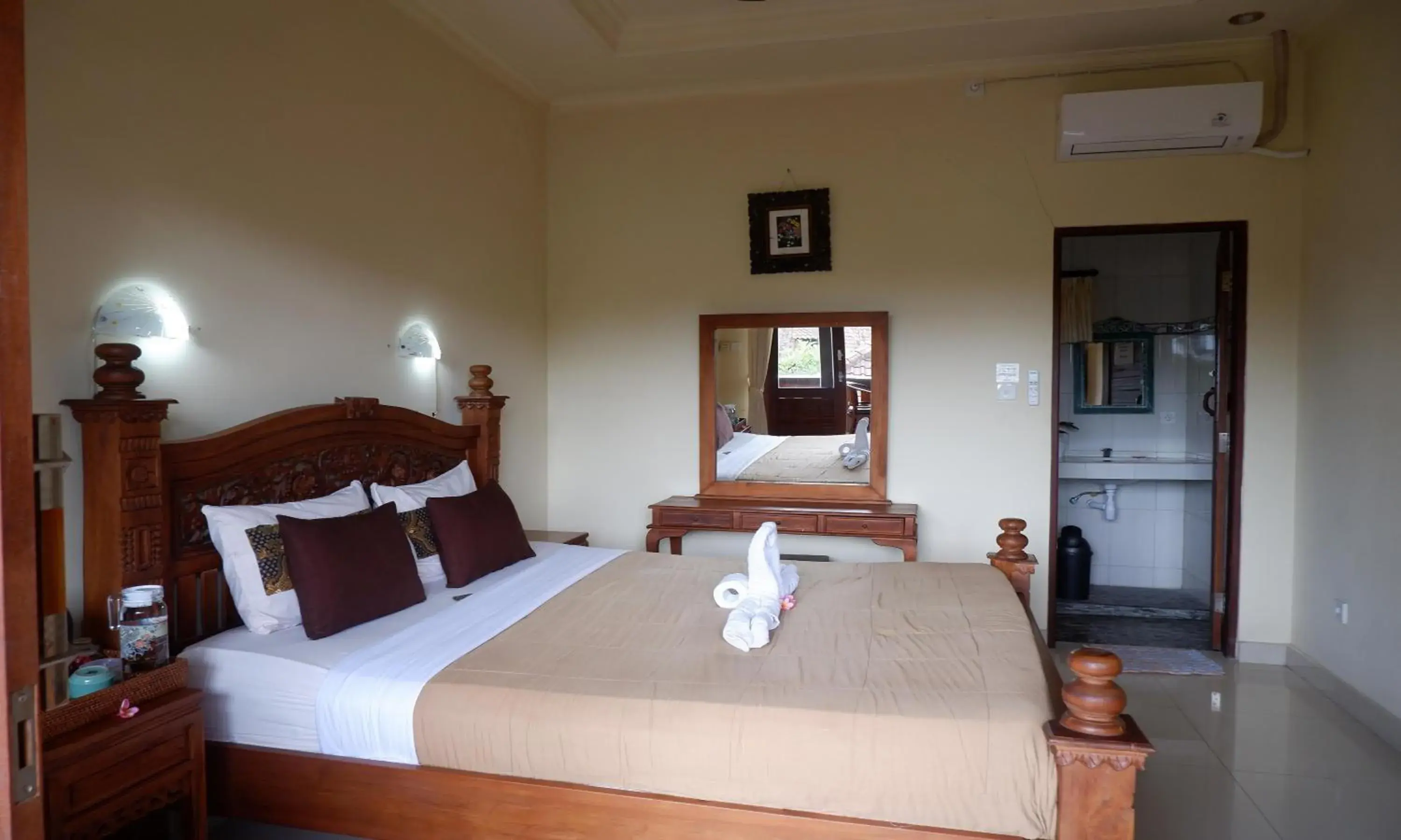 Bed in Danasari Homestay