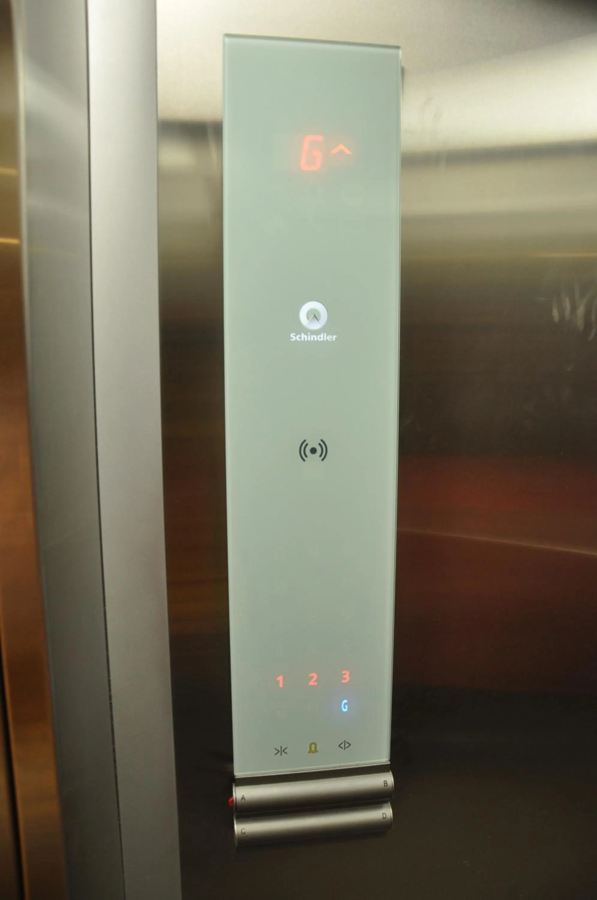 Area and facilities in La Woods Hotel