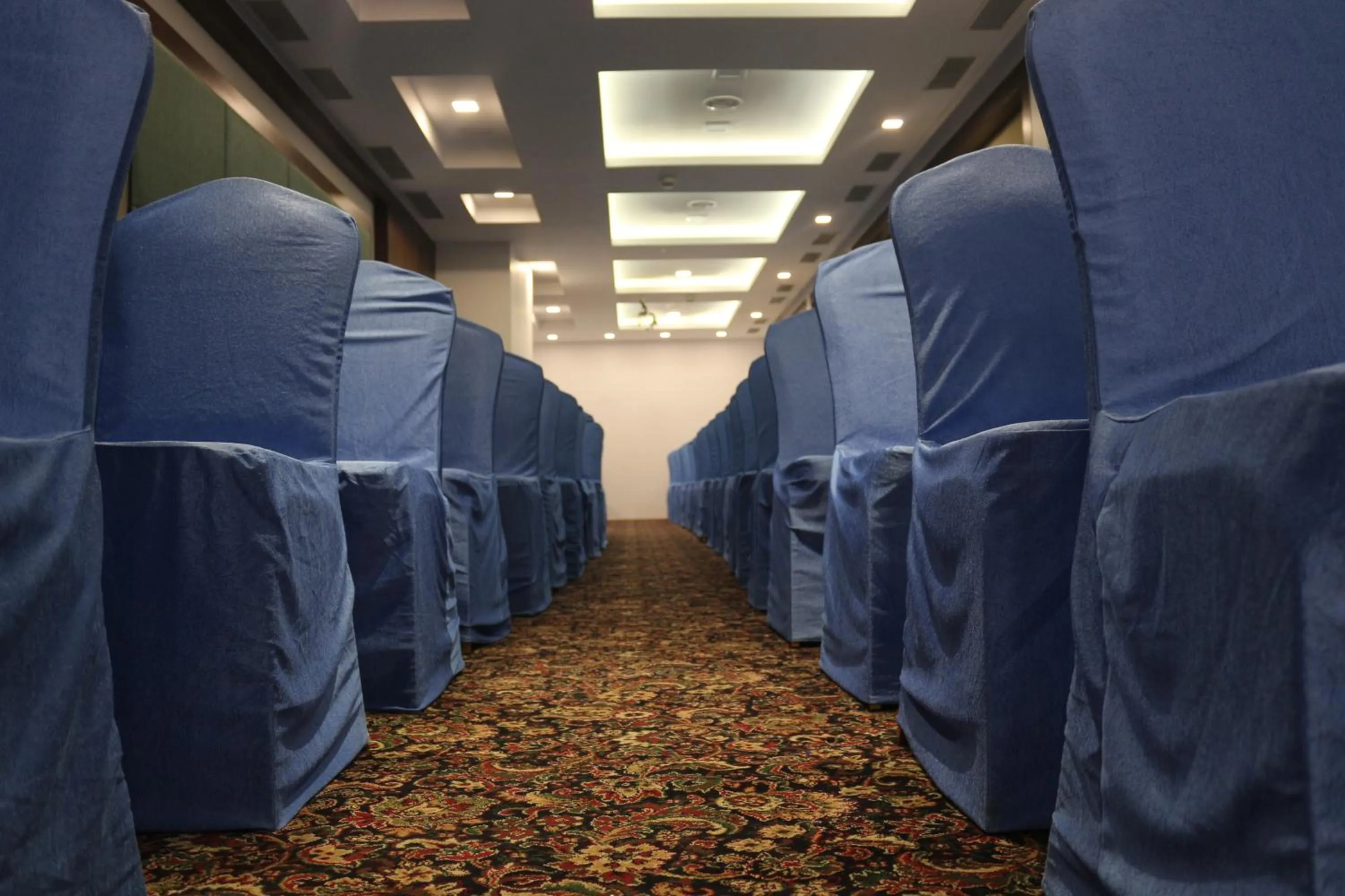 Banquet/Function facilities in La Woods Hotel