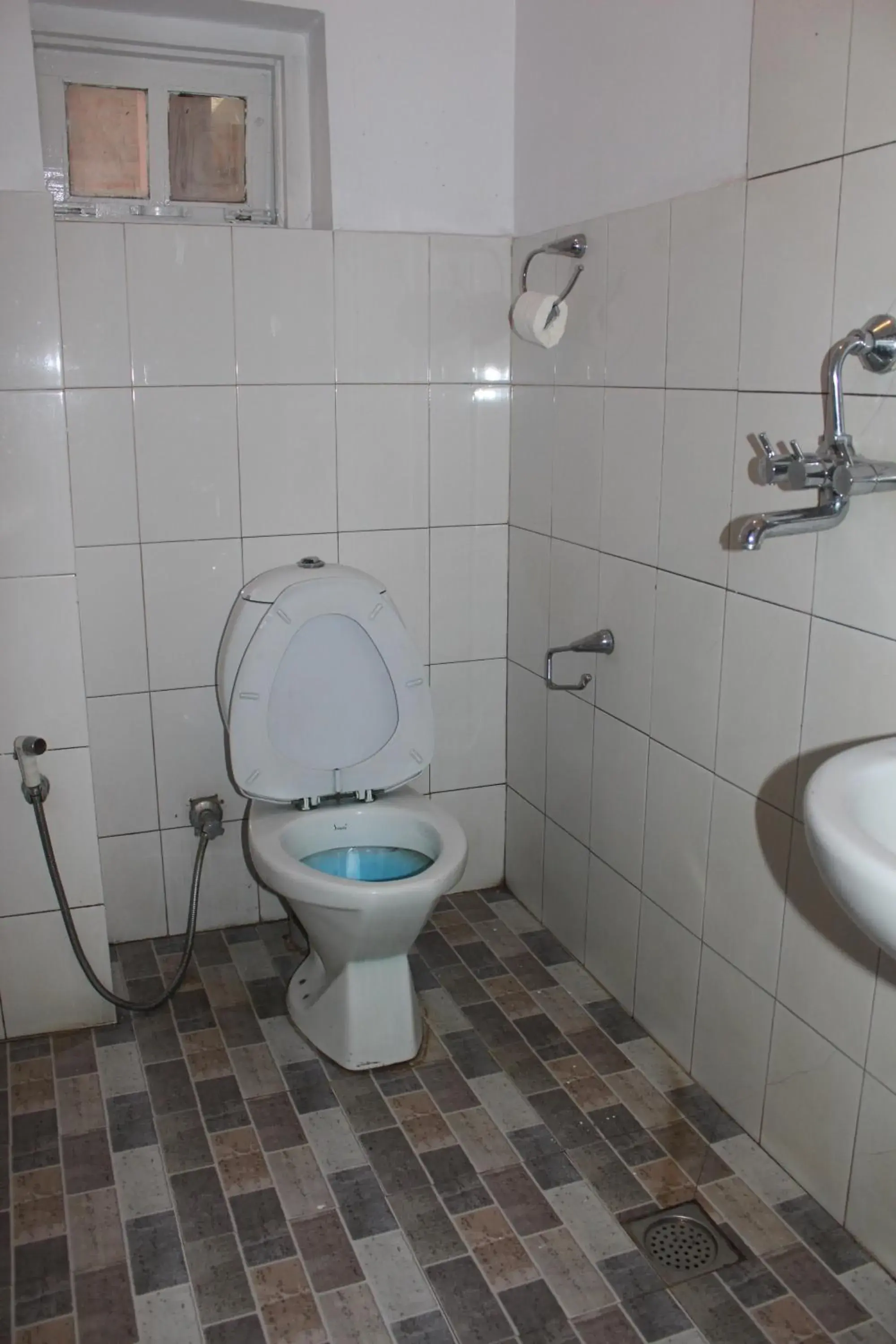 Deluxe King Room - single occupancy in Hotel Happy Home or Mudkhu Durbar Deluxe King Room - single occupancy in Hotel Happy Home or Mudkhu Durbar