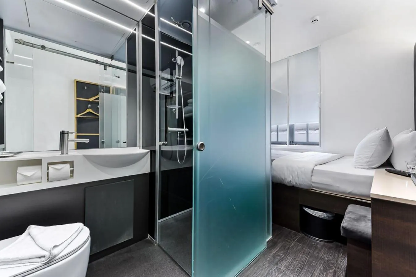 Bathroom in The Z Hotel Holborn