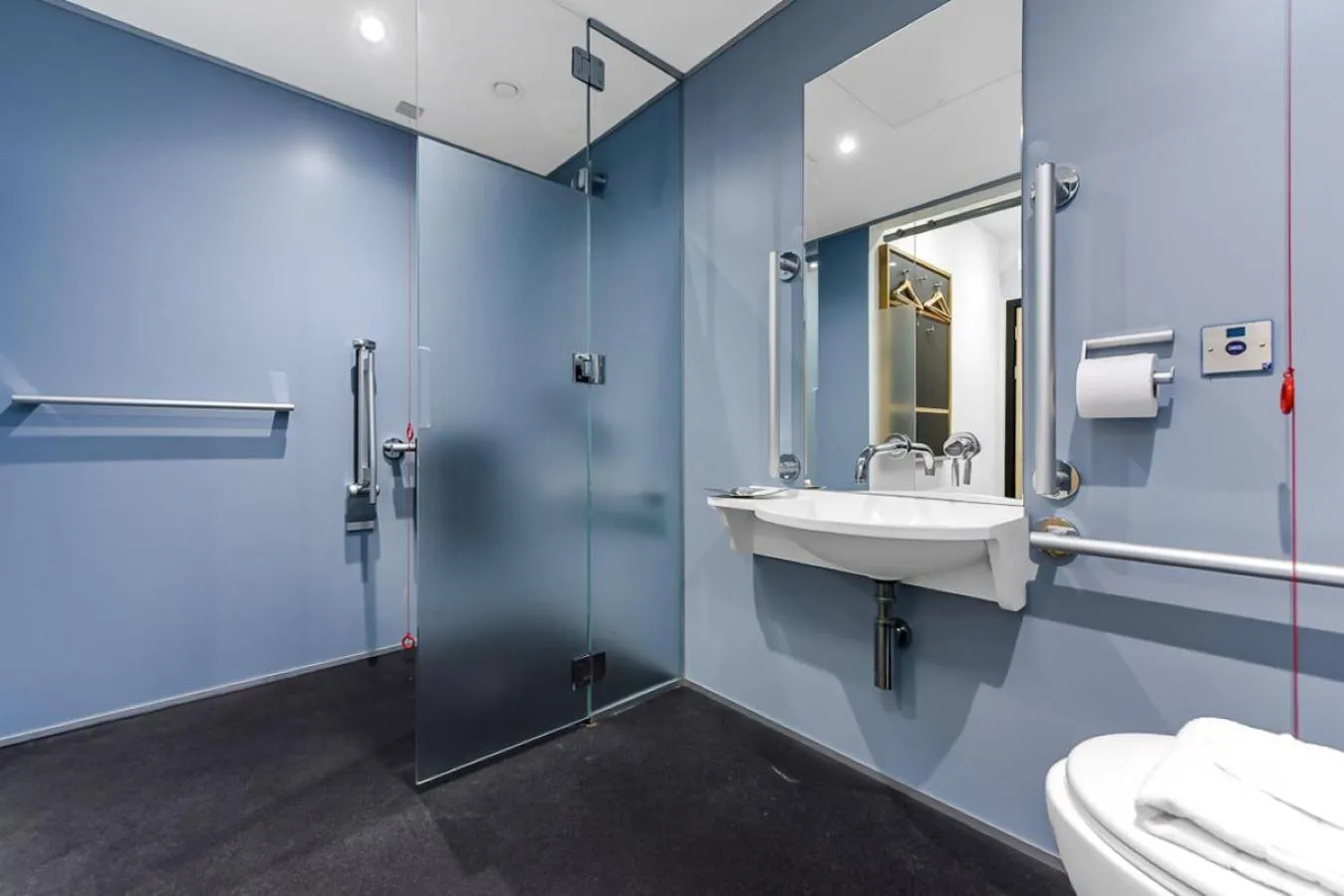 Bathroom in The Z Hotel Trafalgar