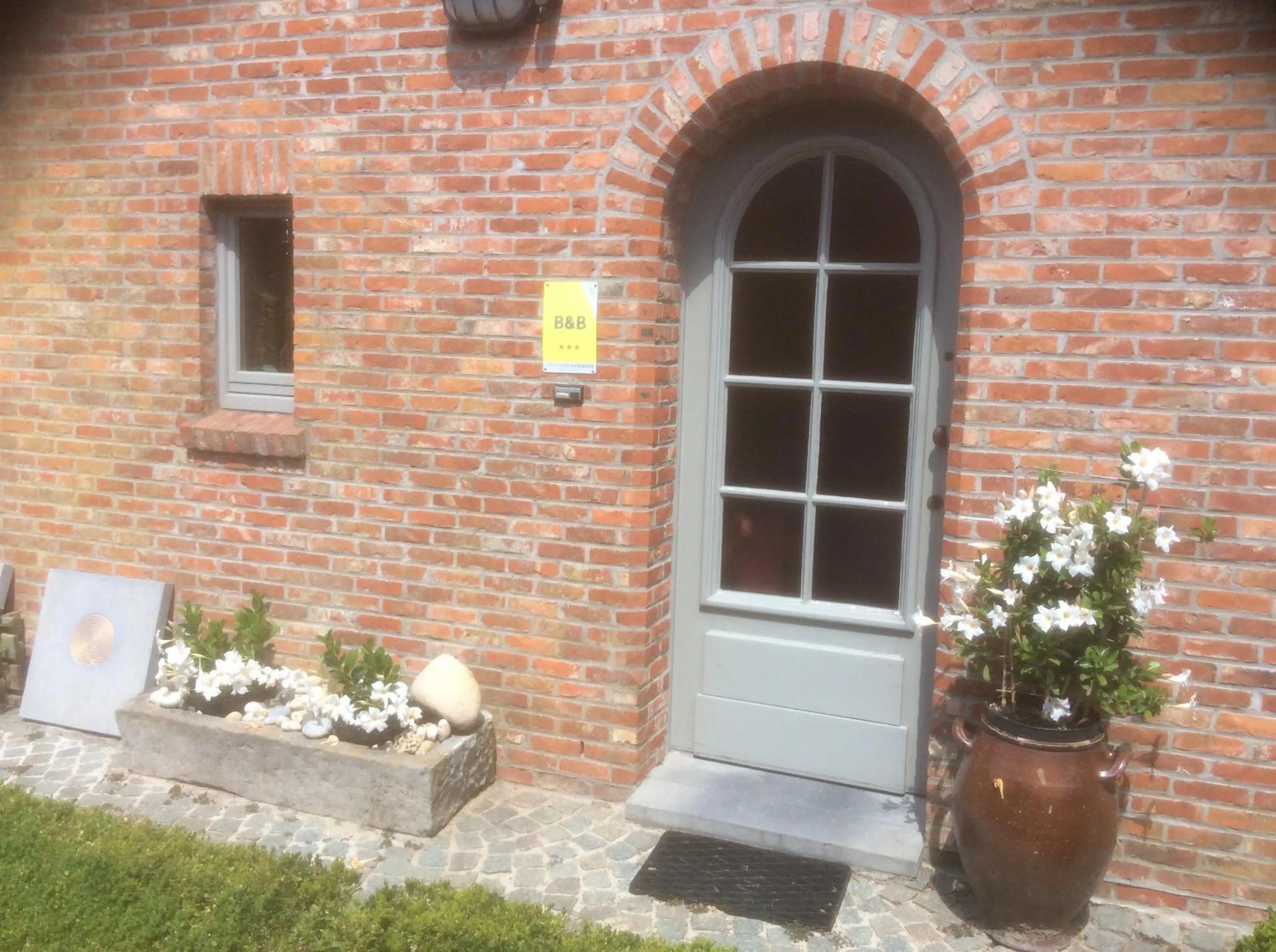 Facade/entrance in B&B De Kastanjeboom