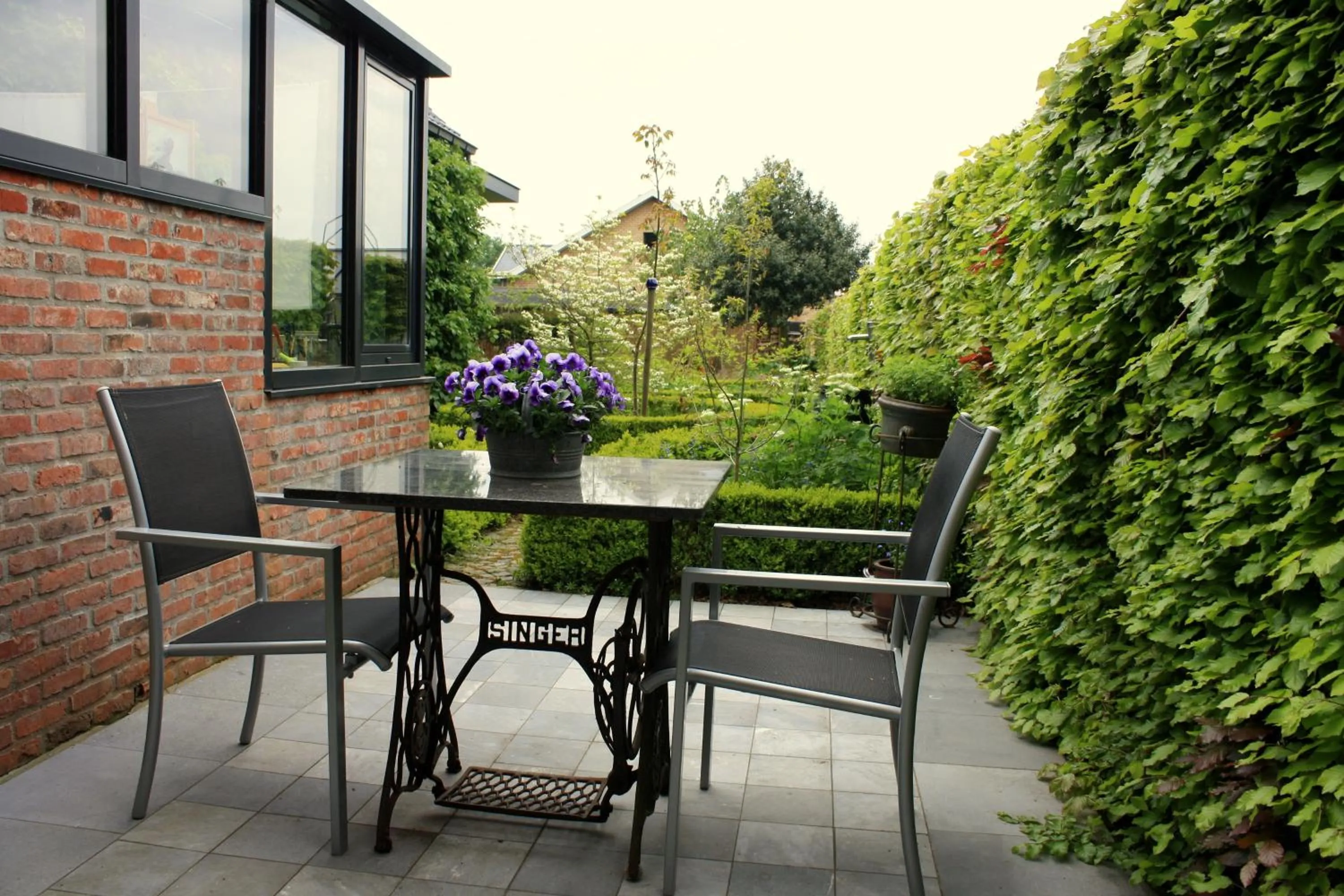Balcony/Terrace in B&B De Kastanjeboom