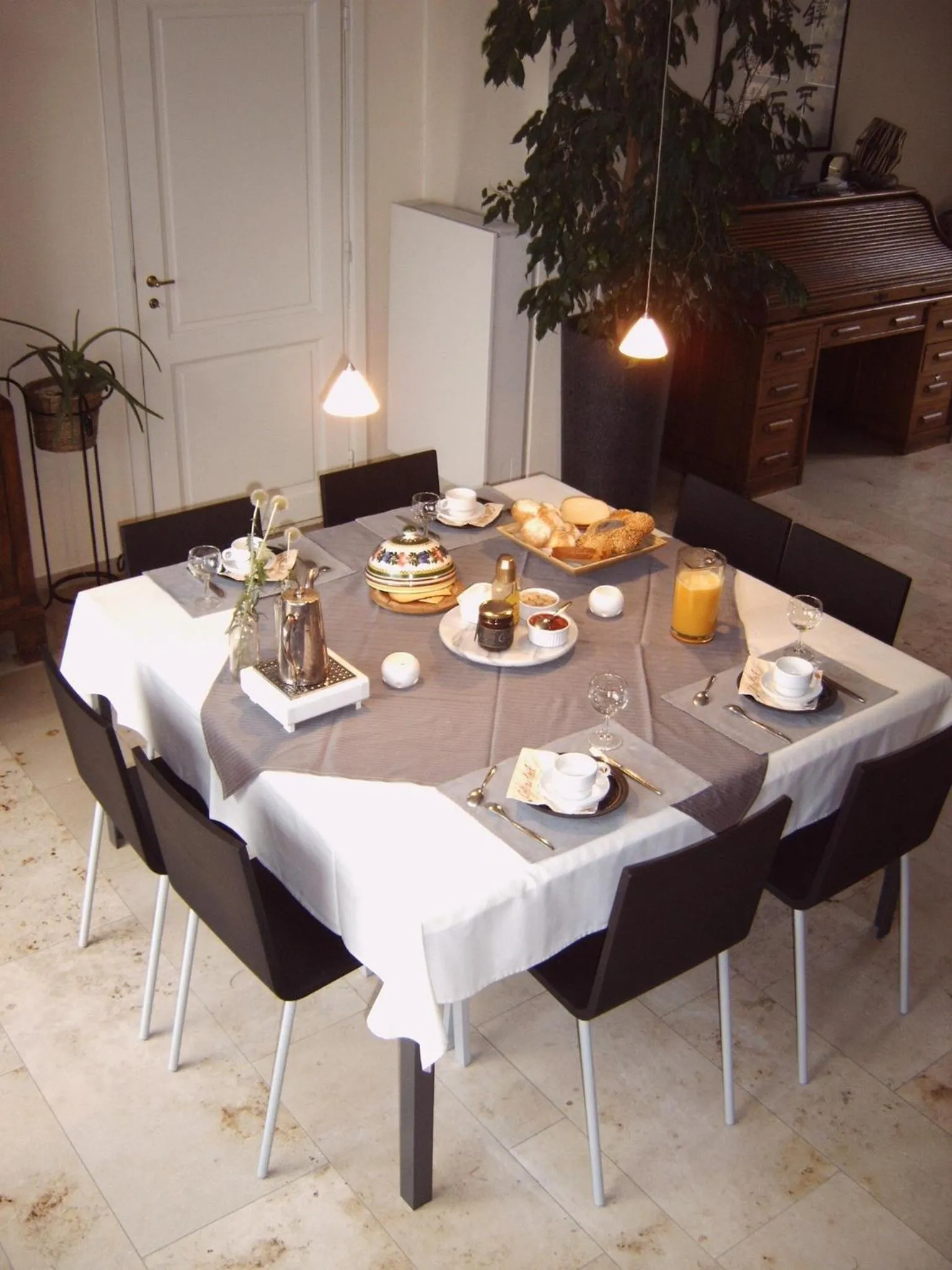 Restaurant/places to eat in B&B De Kastanjeboom