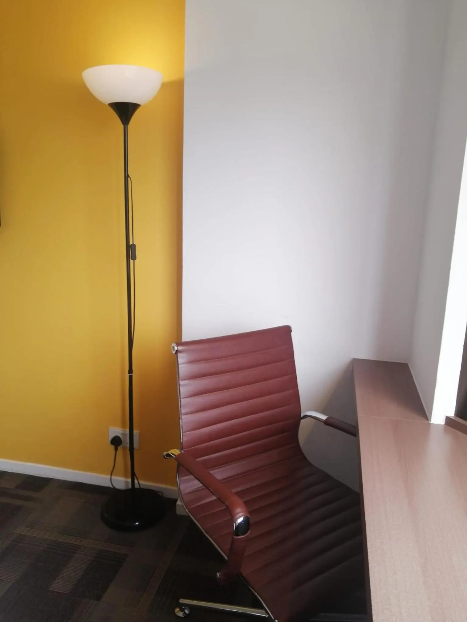 Seating area in Travelodge Kowloon