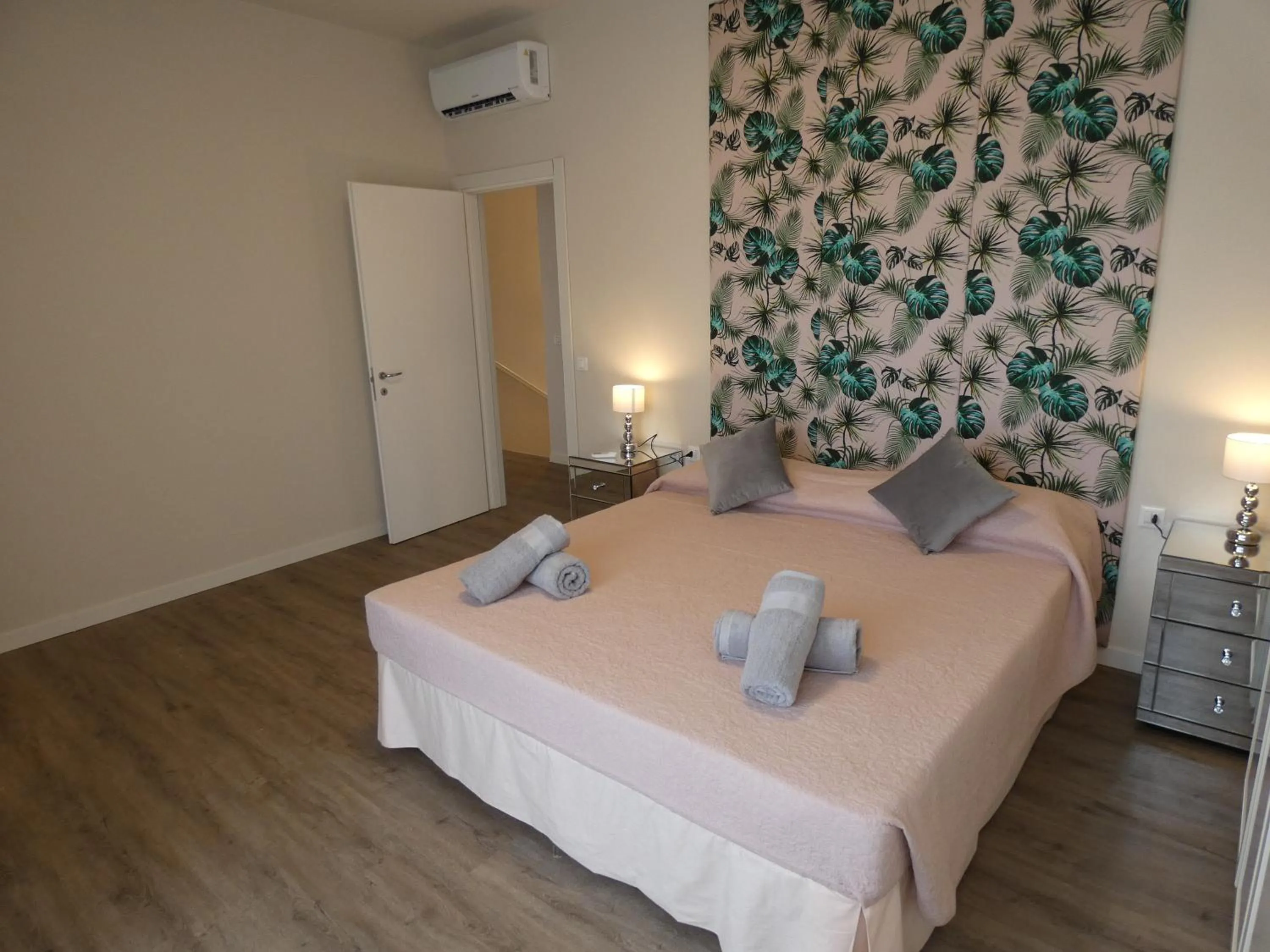 Bed in Villa Allende in Forte dei Marmi