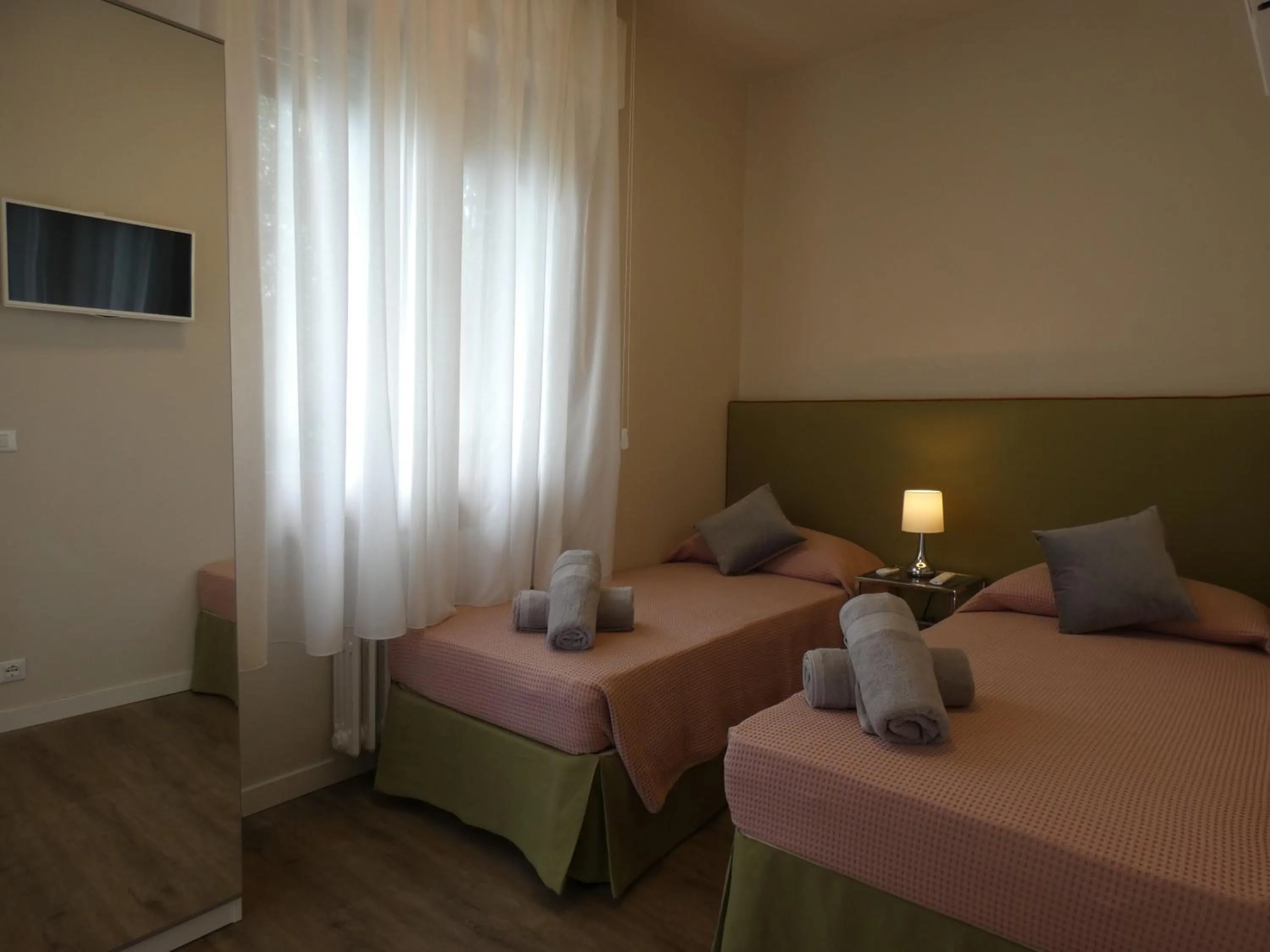 Bed in Villa Allende in Forte dei Marmi