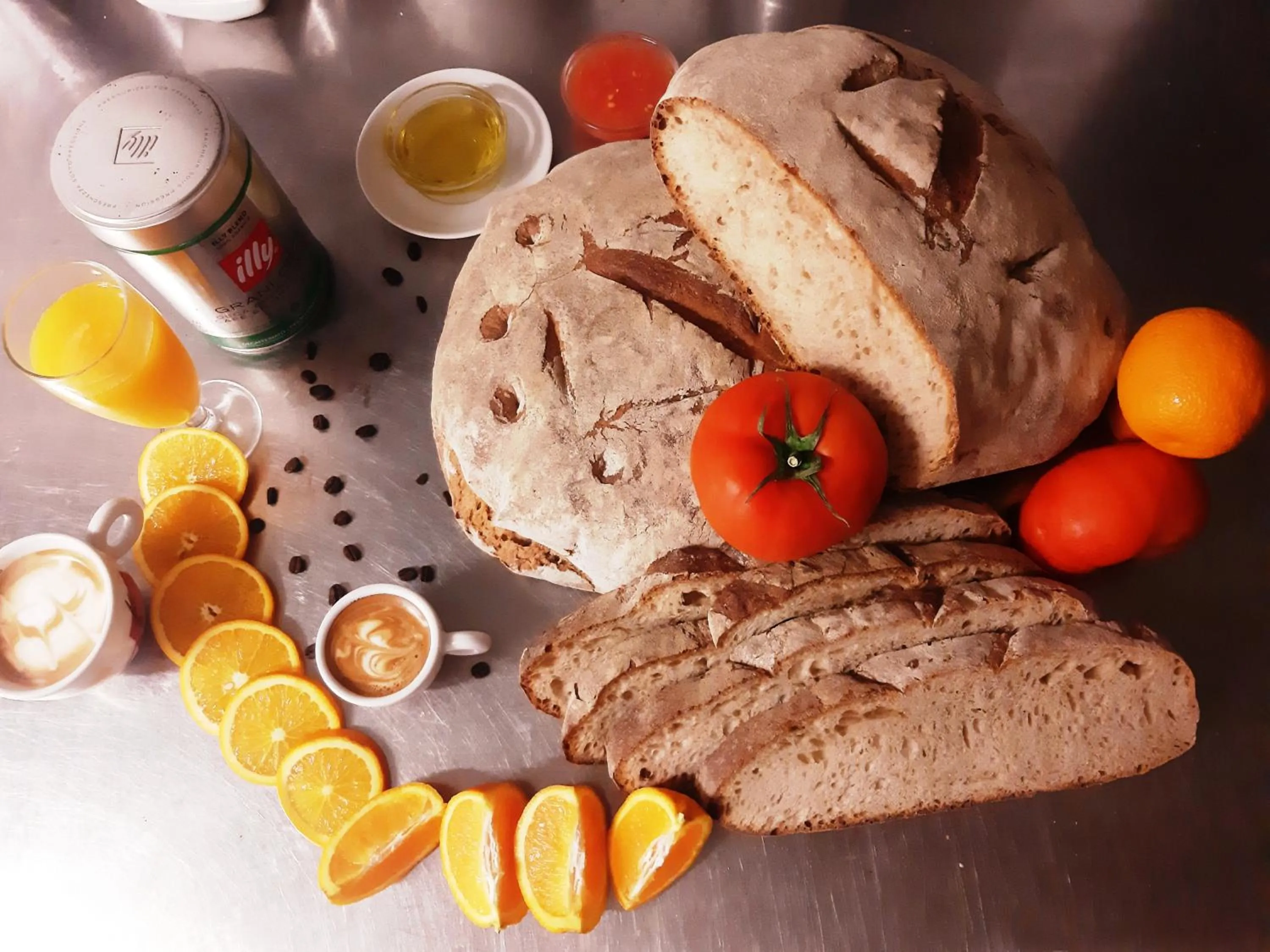 Food and drinks in Hostal Nirvana