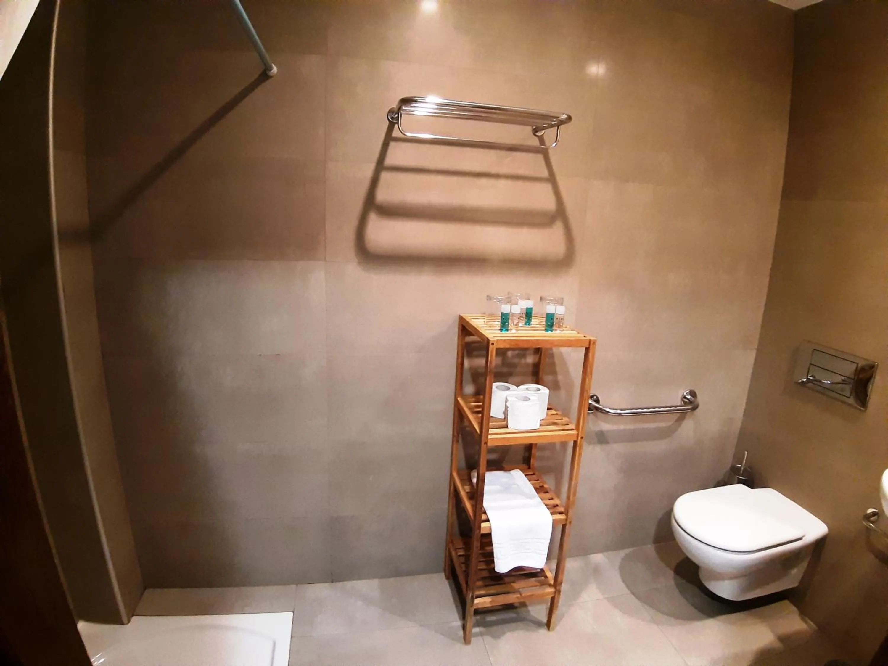 Bathroom in Hostal Nirvana