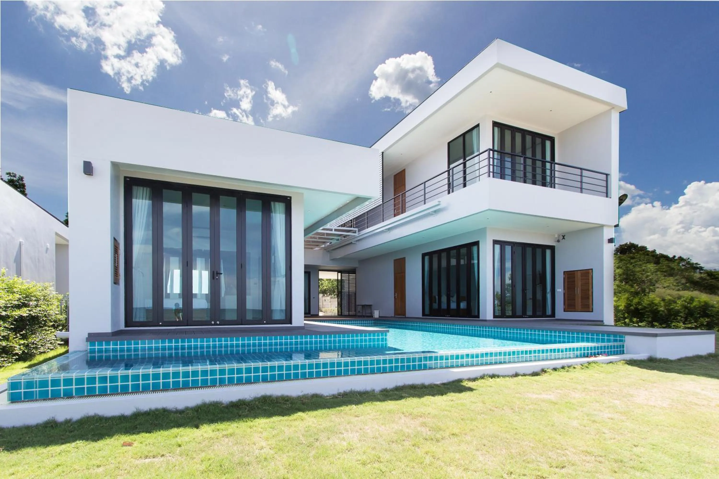 Pool view in Sunshine Paradise Resort