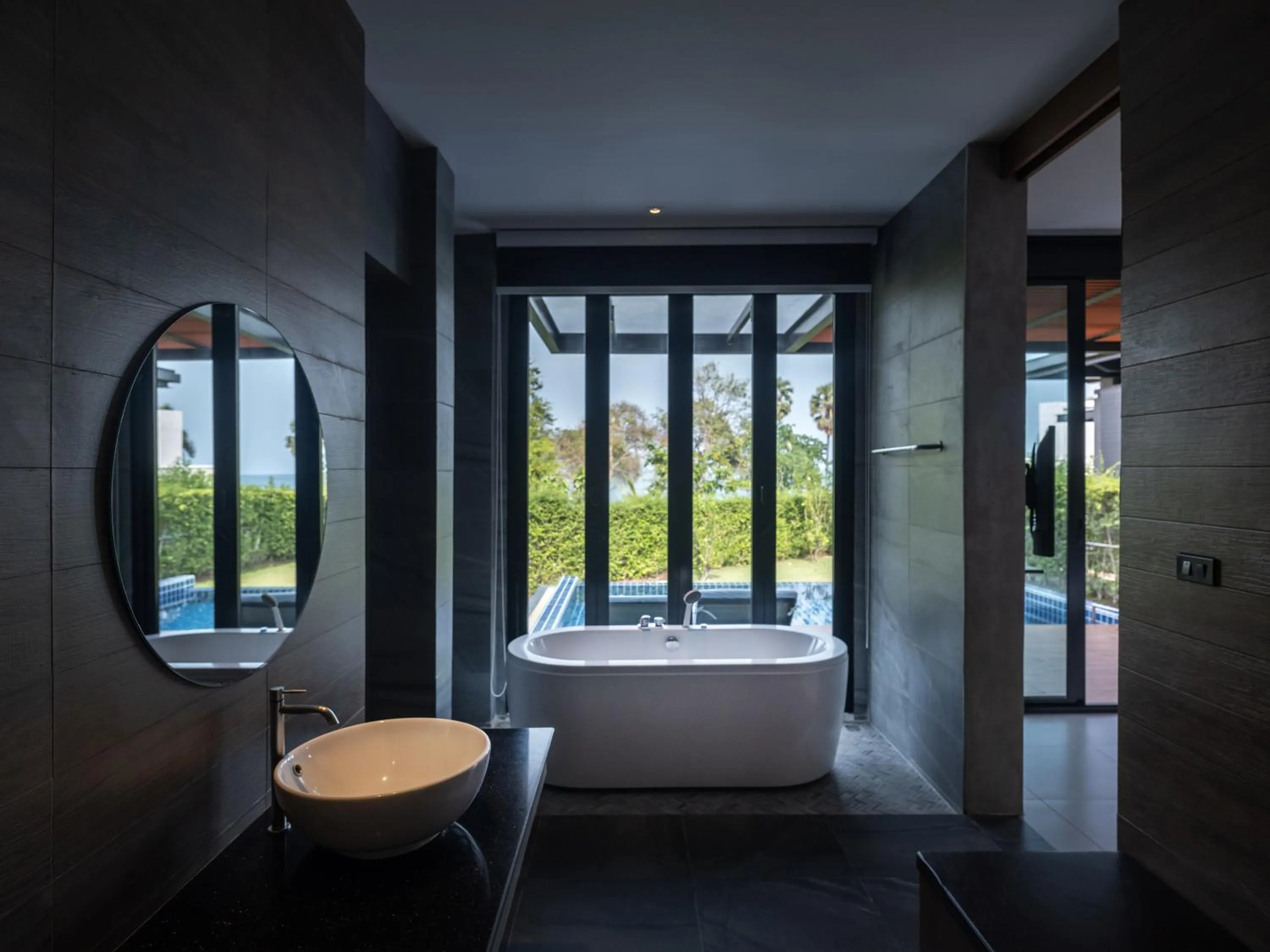 Bath in Sunshine Paradise Resort