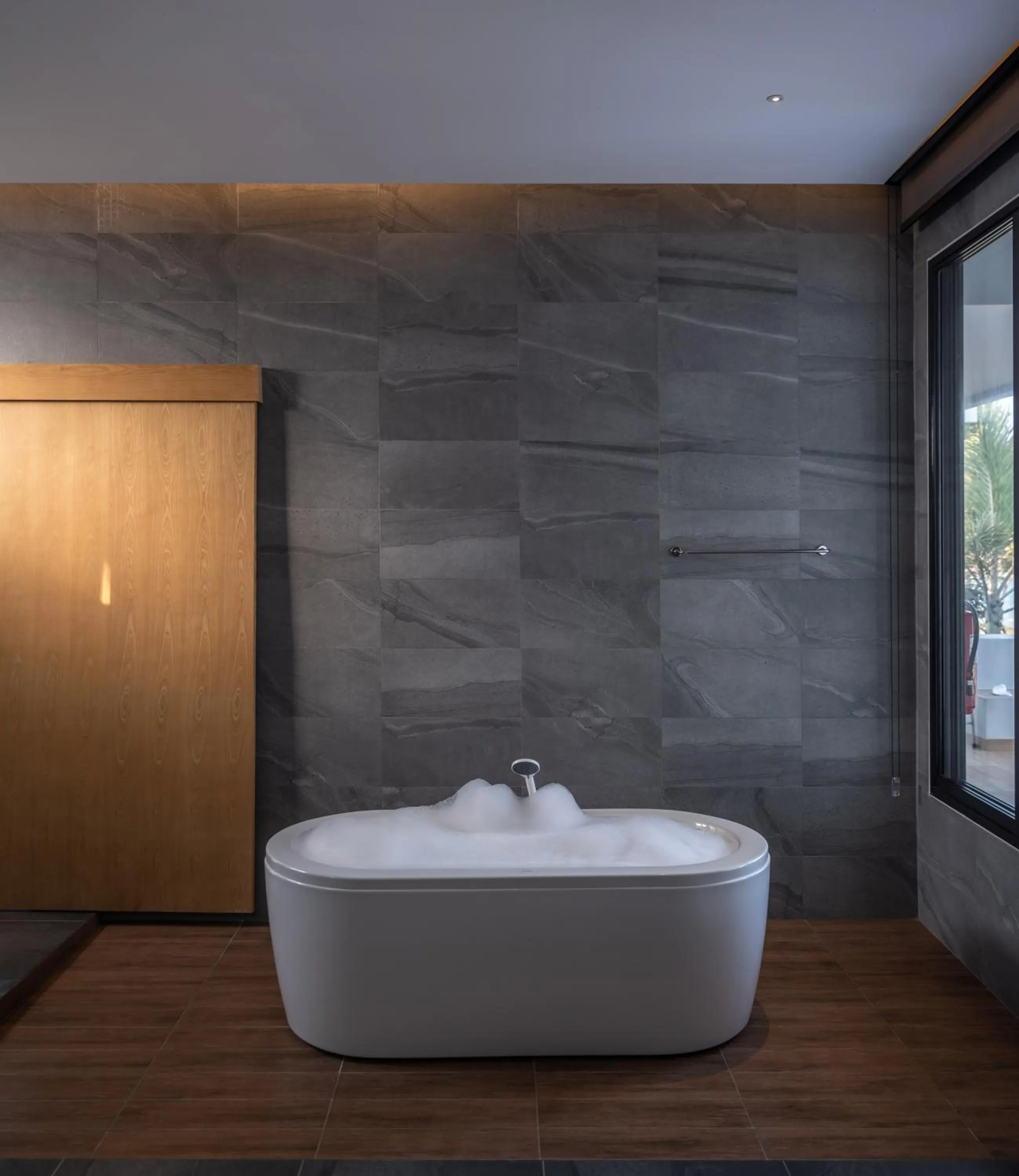 Bath in Sunshine Paradise Resort