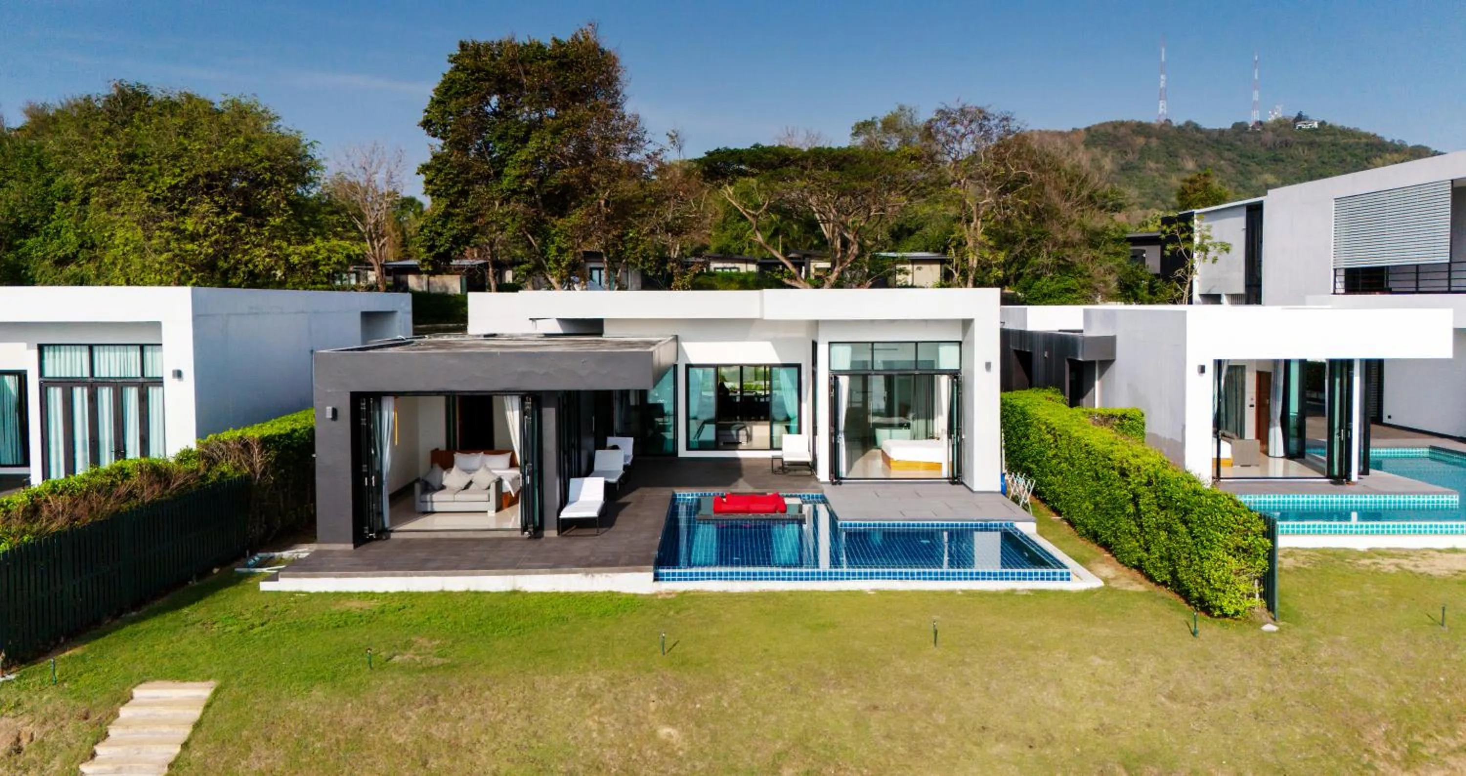 Property building in Sunshine Paradise Resort