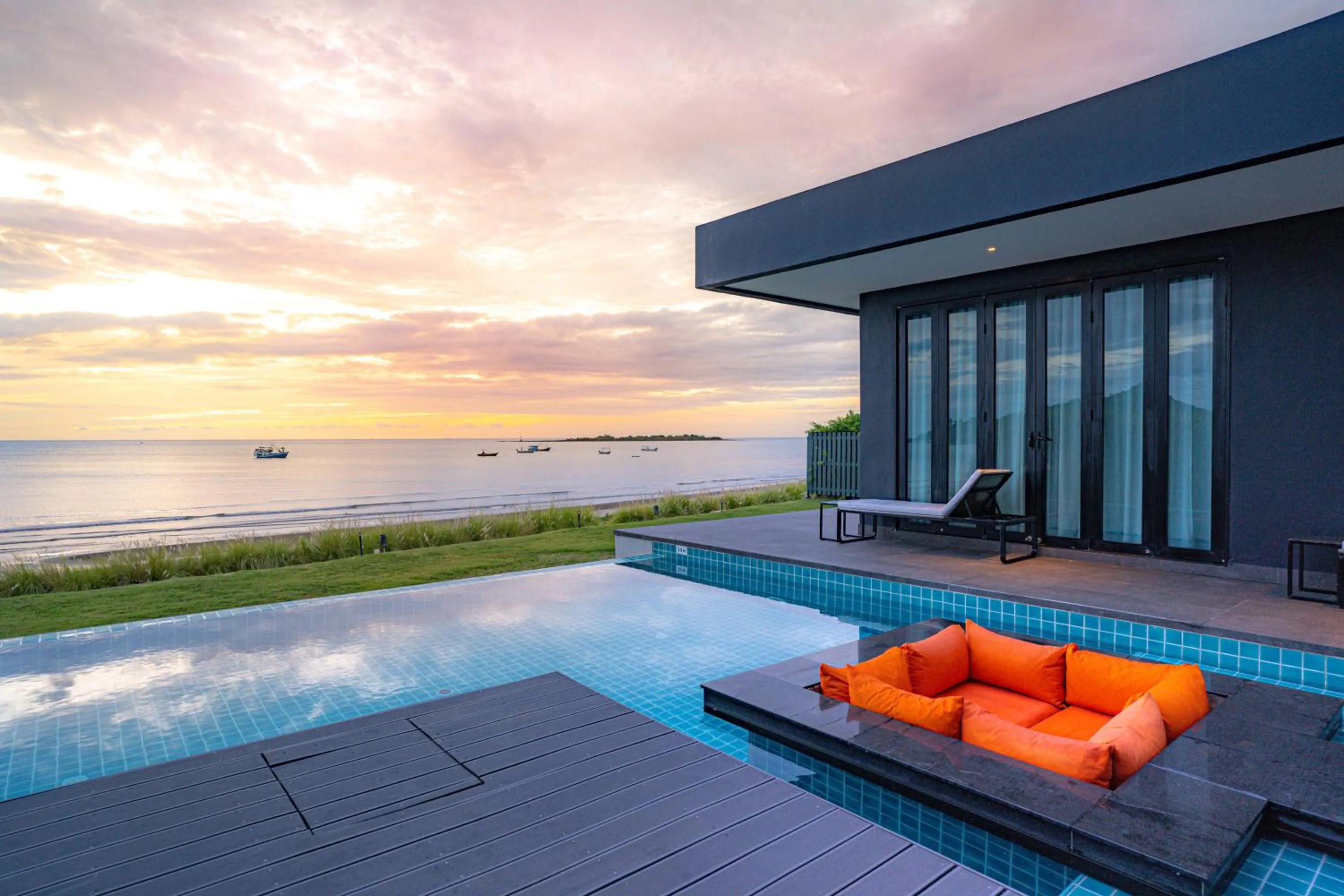 Sunshine Paradise Resort