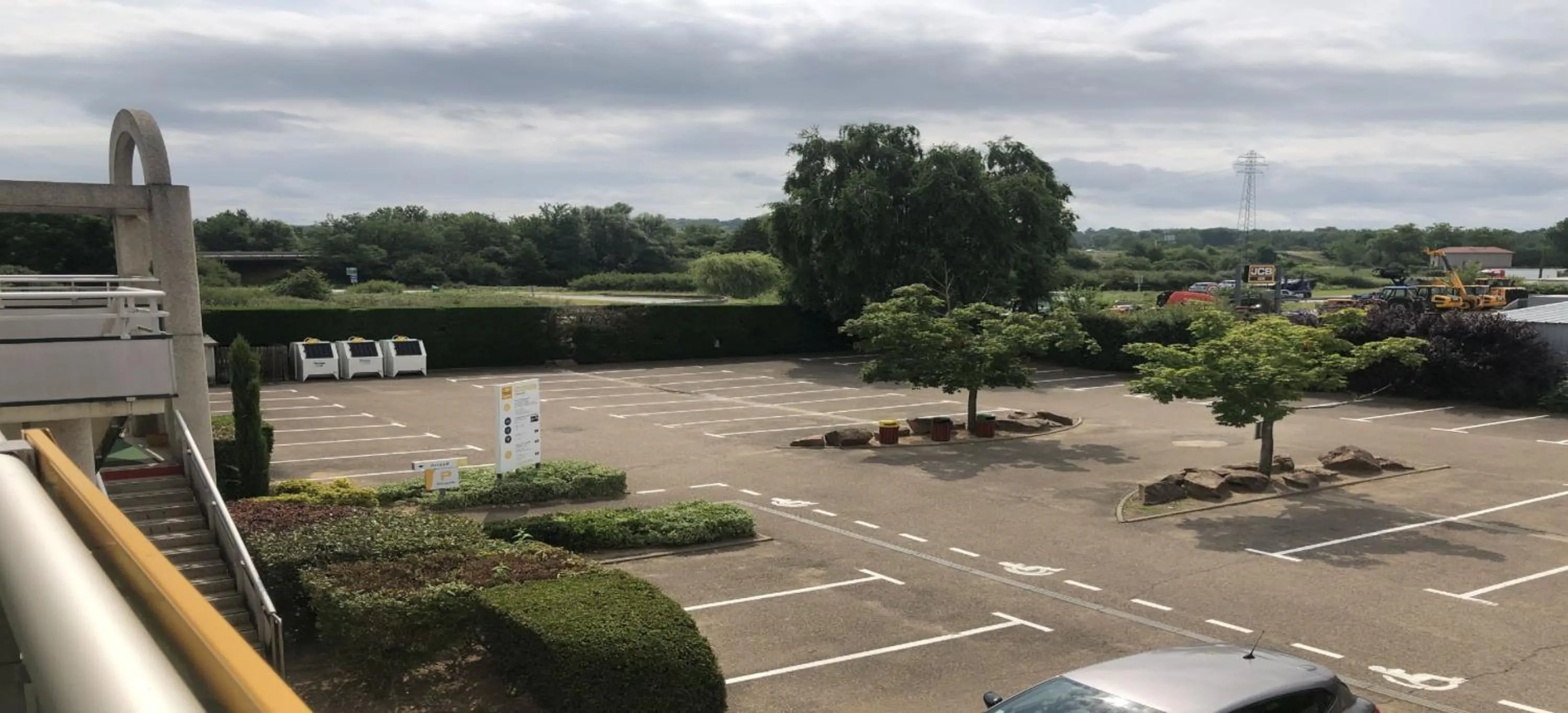 Parking in Premiere Classe Roanne Perreux