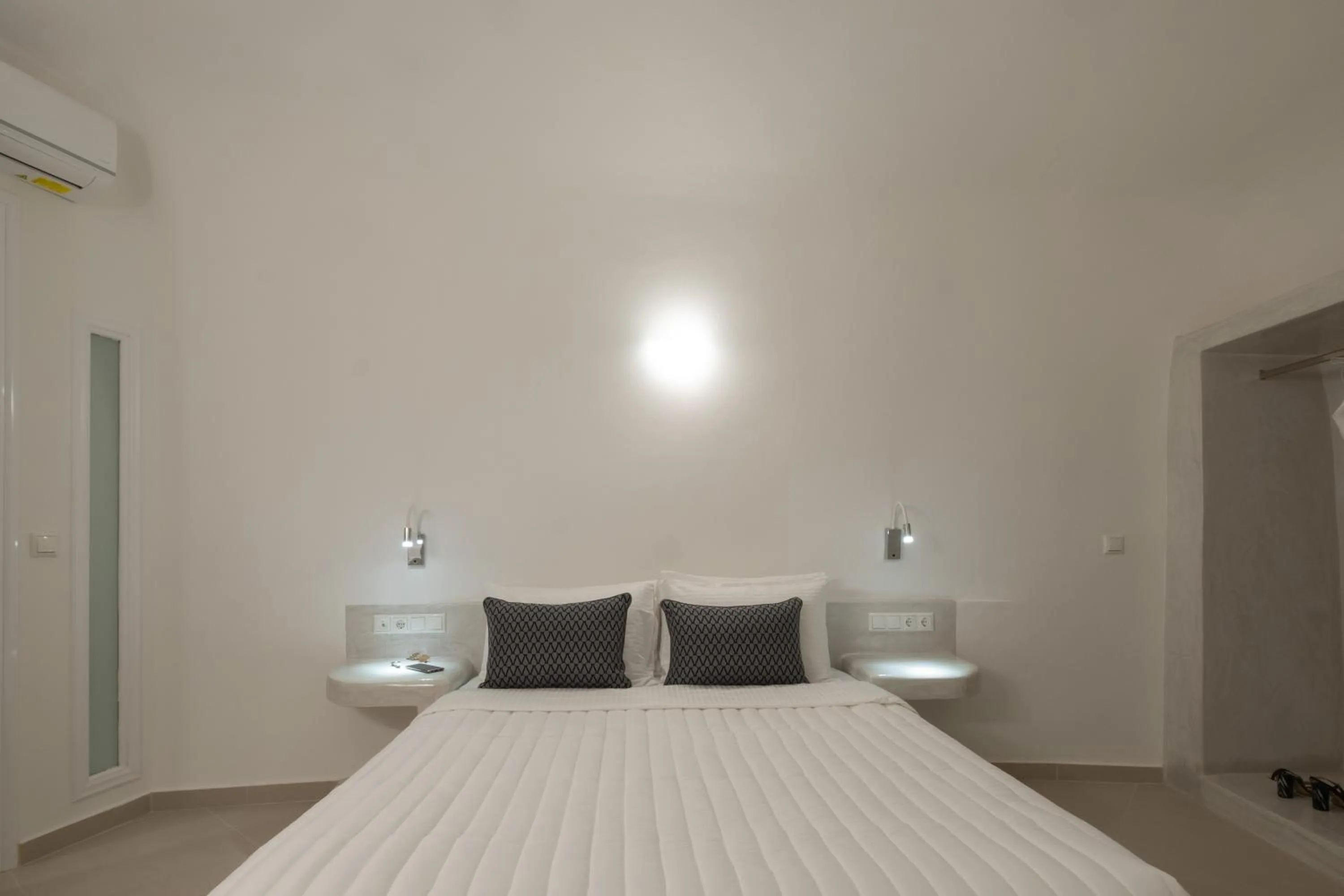 Bedroom, Bed in Santoterra Antigua Suites