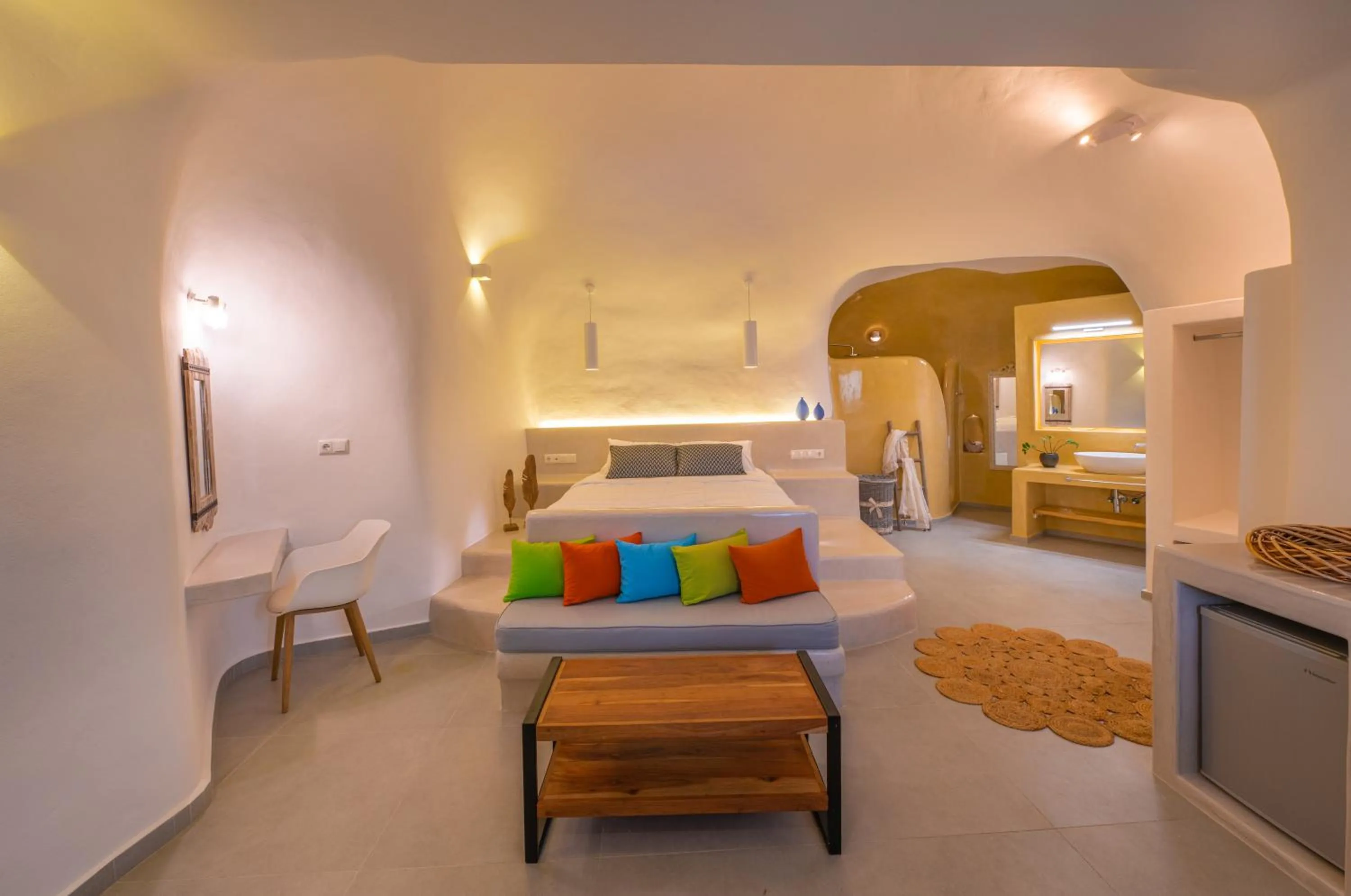 Bed in Santoterra Antigua Suites