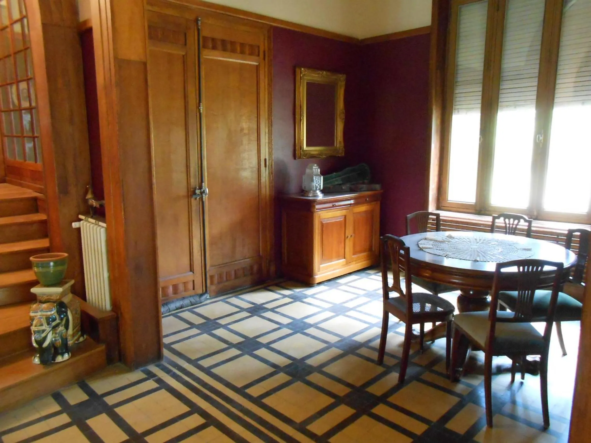 Library in La Passagere