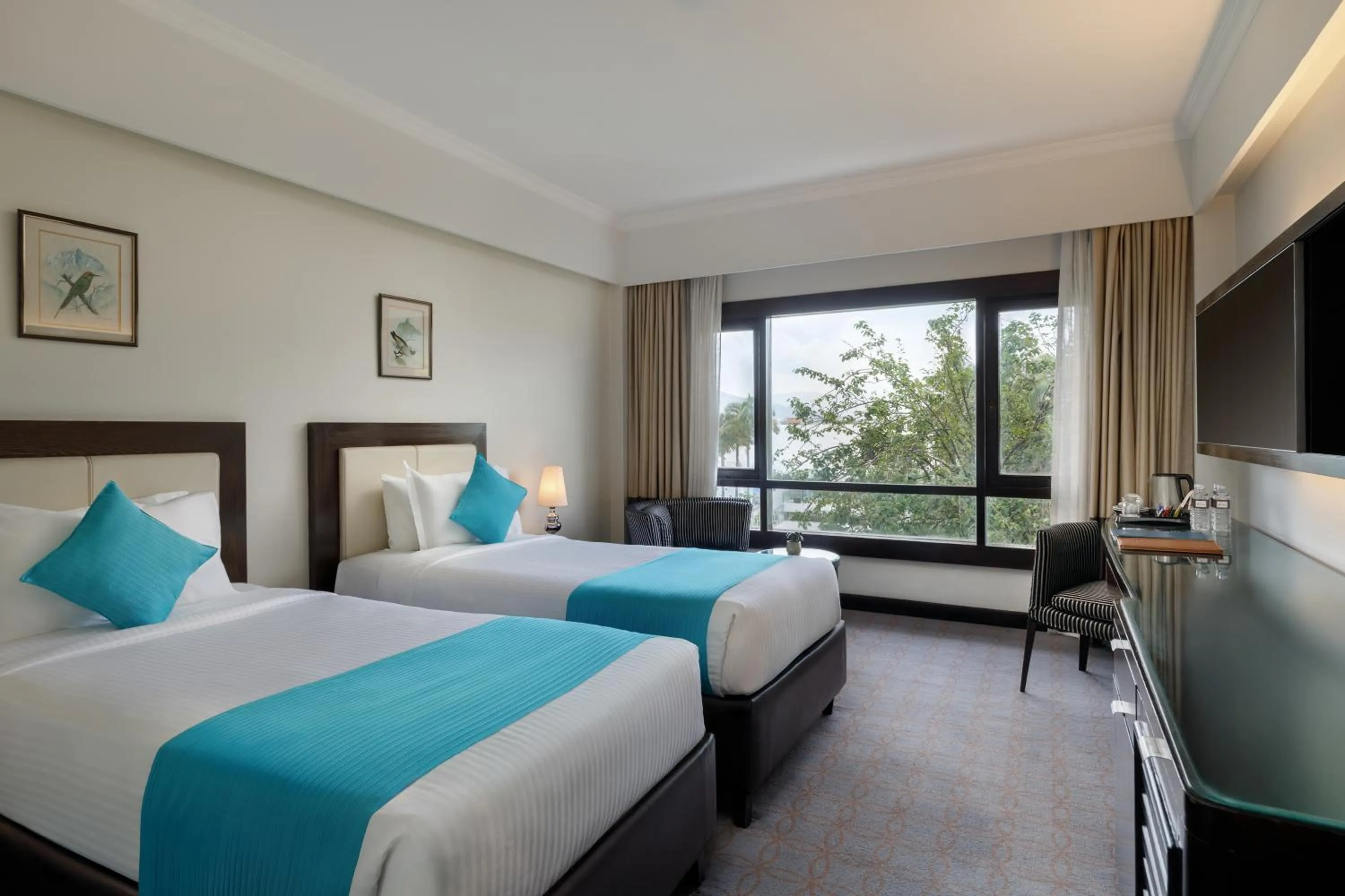 Bed in Hotel Himalaya