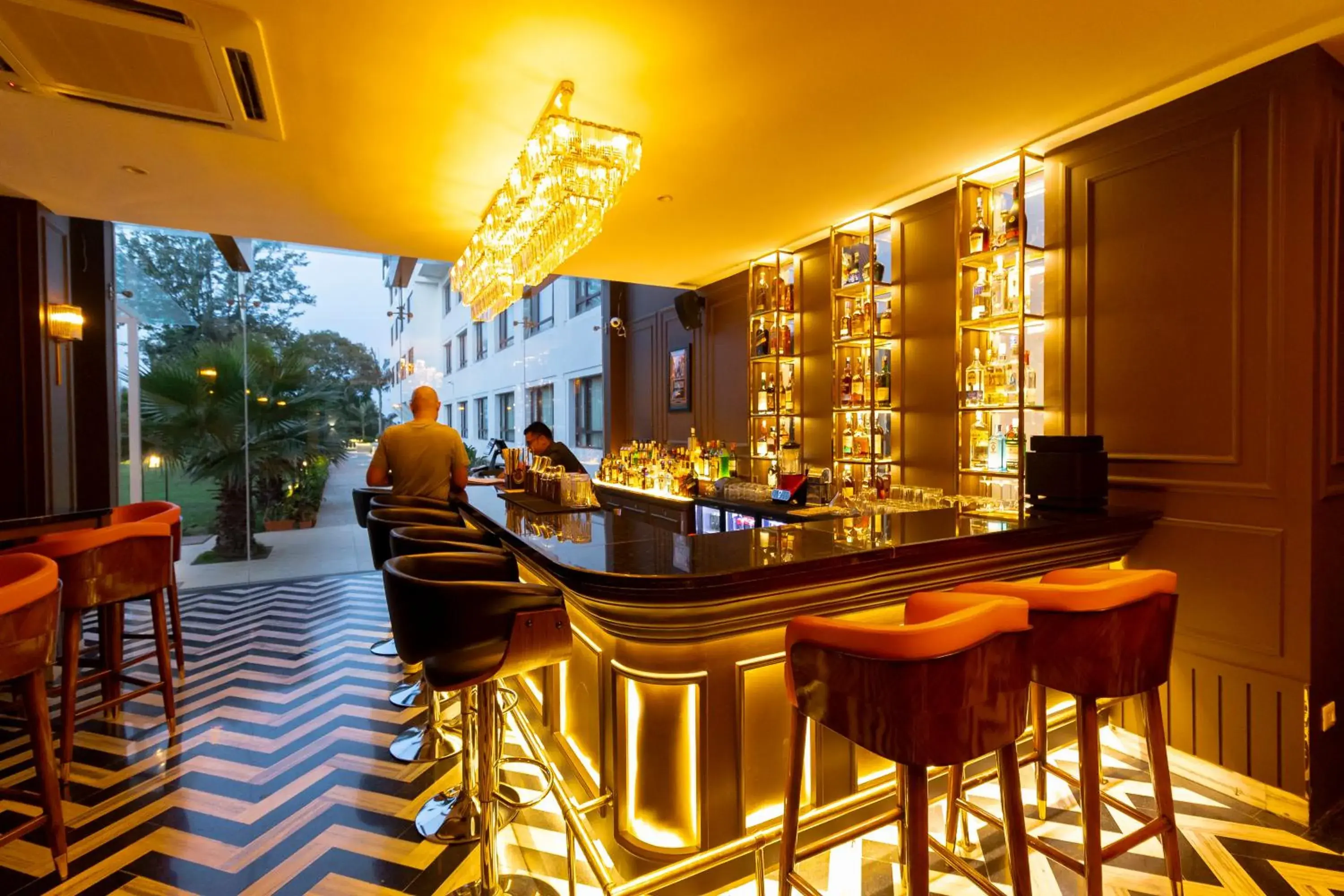 Lounge or bar in Hotel Himalaya Lounge or bar in Hotel Himalaya