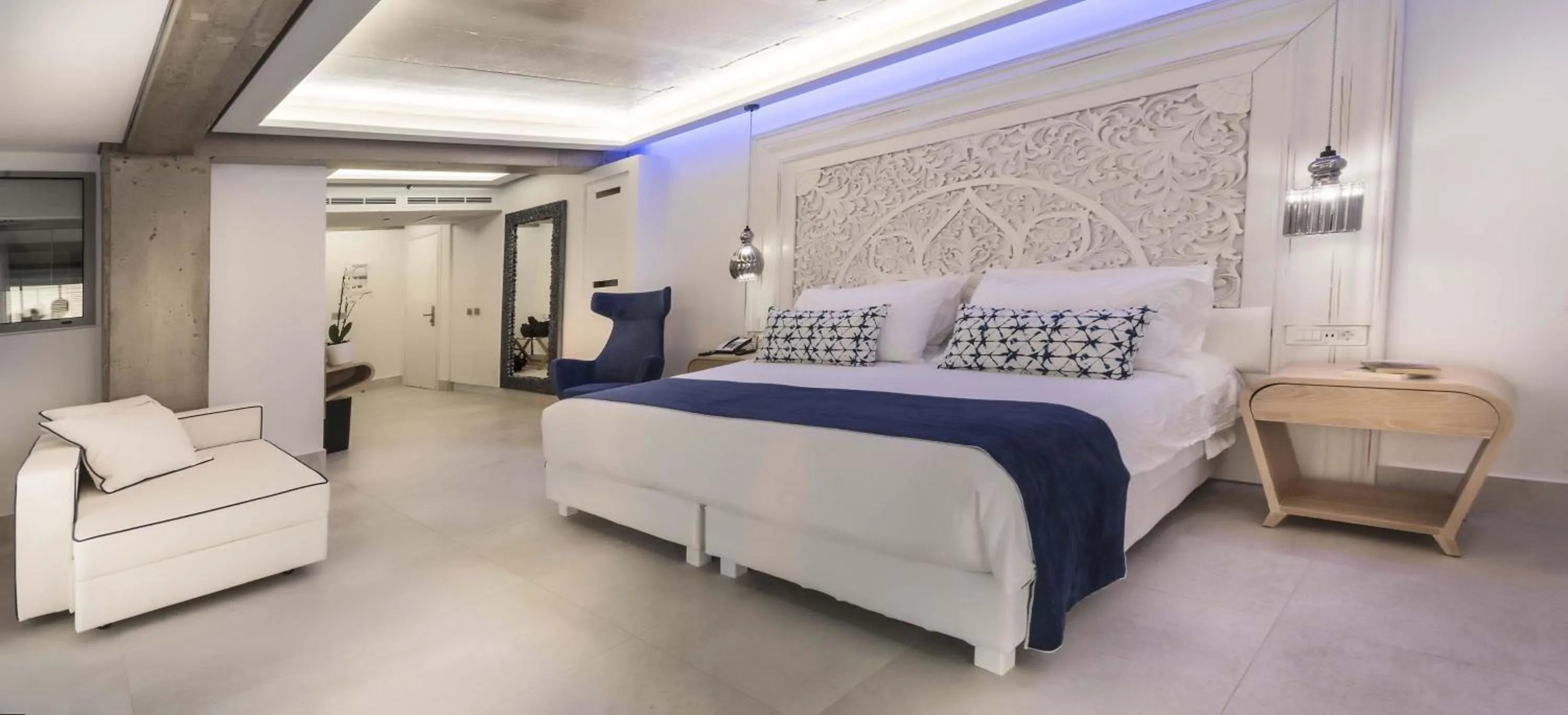 Bedroom, Bed in Glaros Royal Beach Hotel