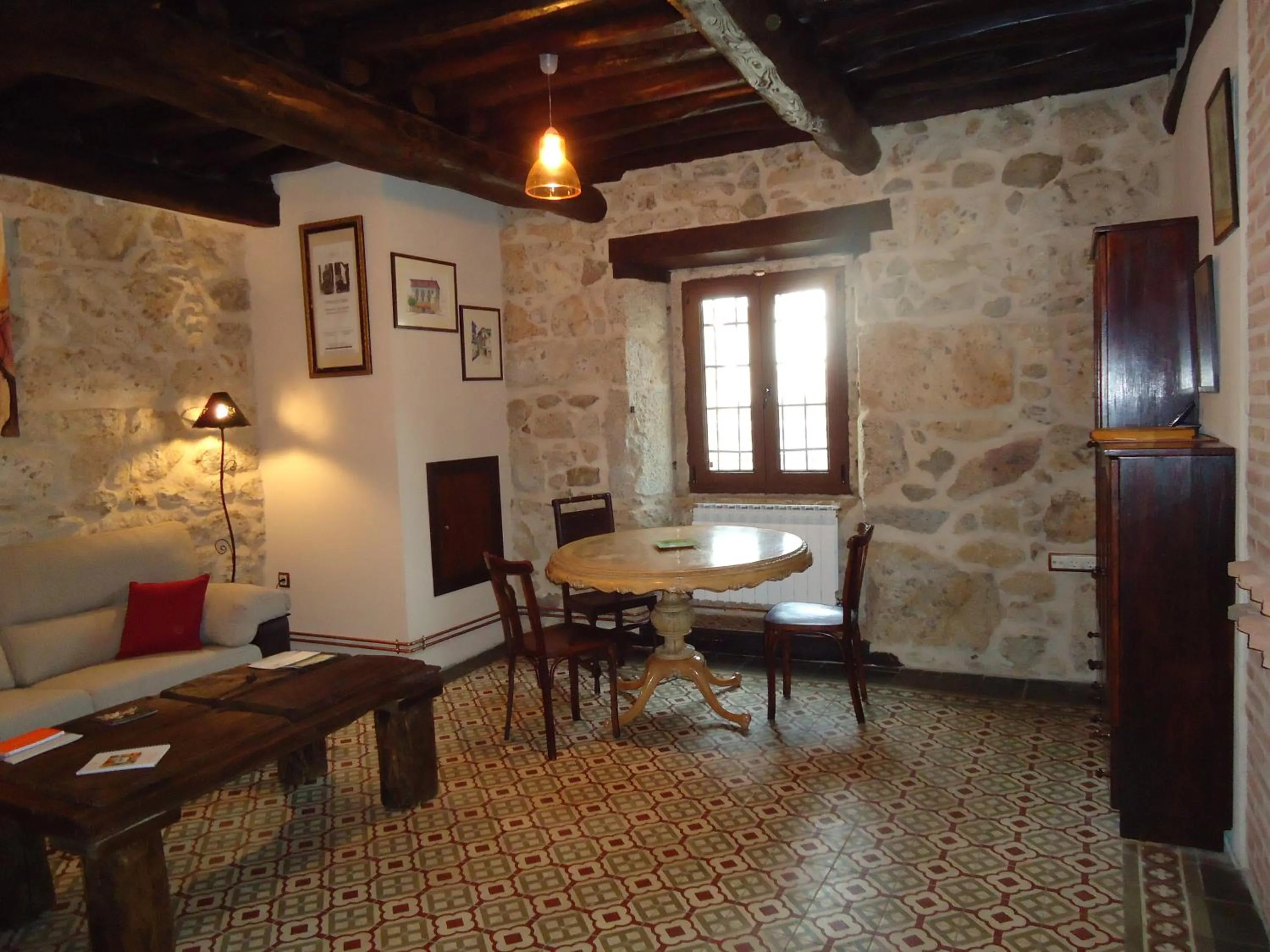 Library in Posada Puerta Grande