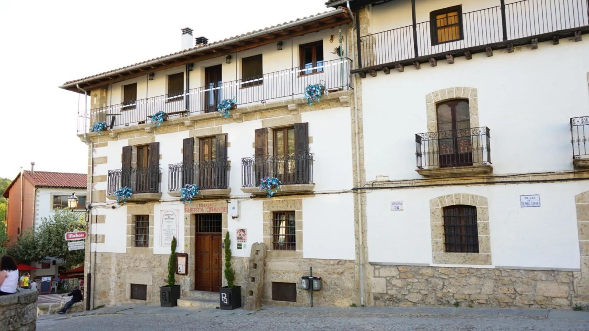 Property building in Posada Puerta Grande