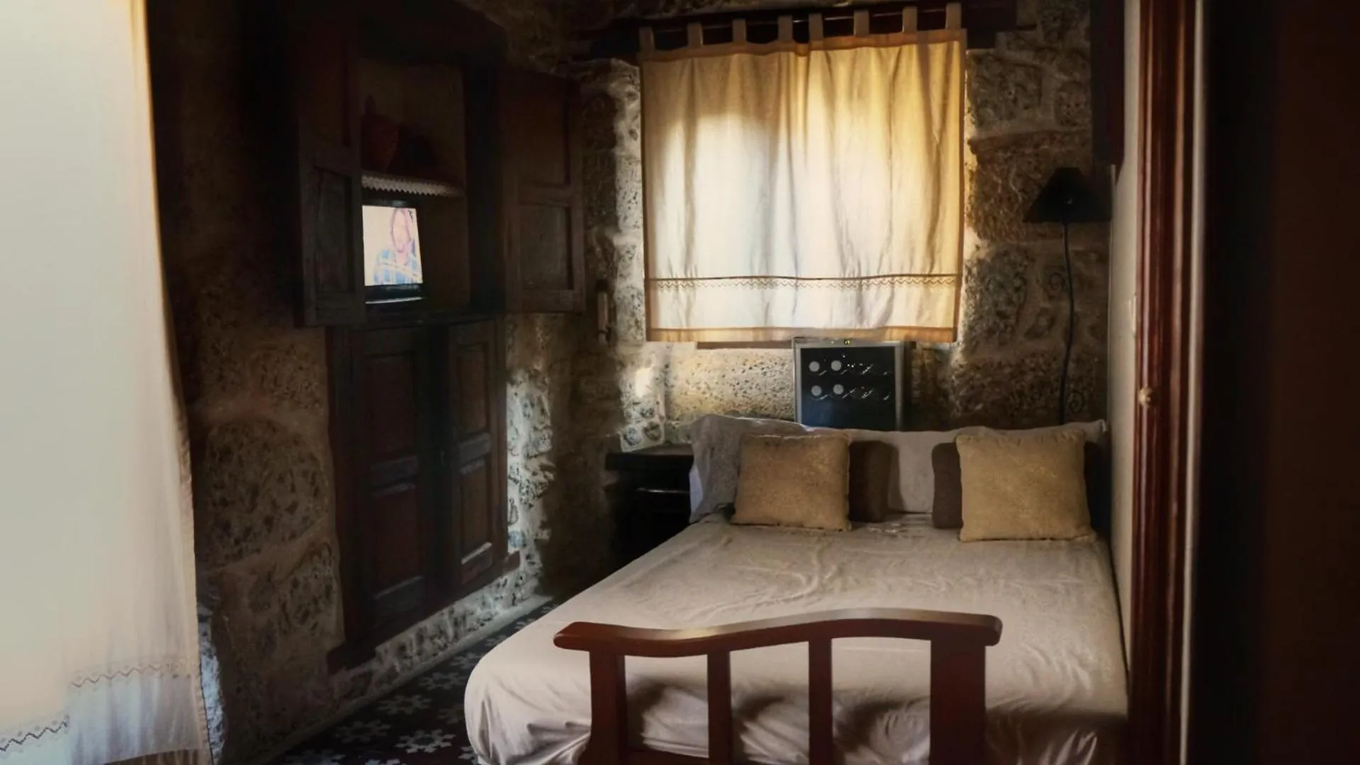Living room, Bed in Posada Puerta Grande