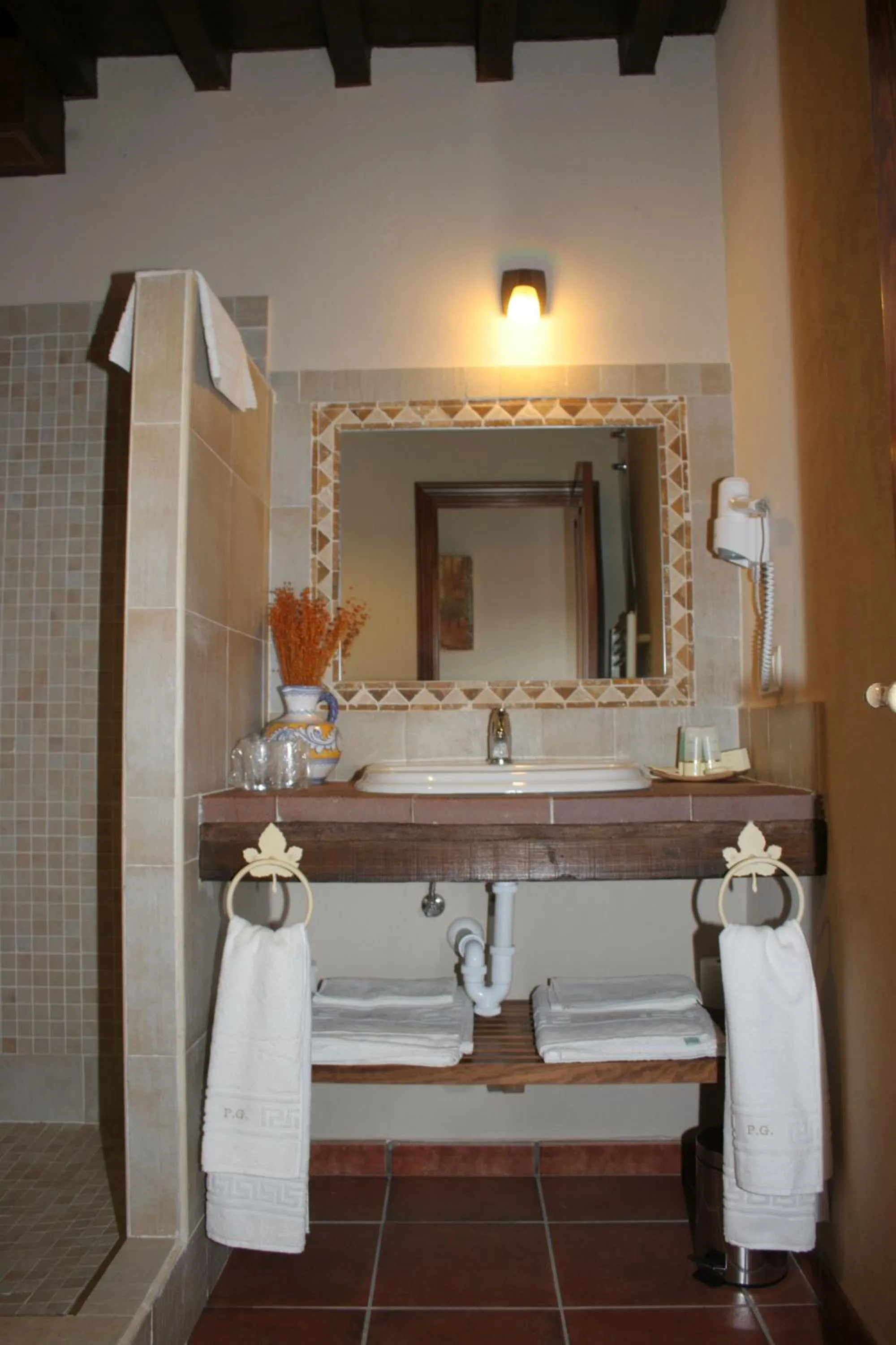 Shower in Posada Puerta Grande