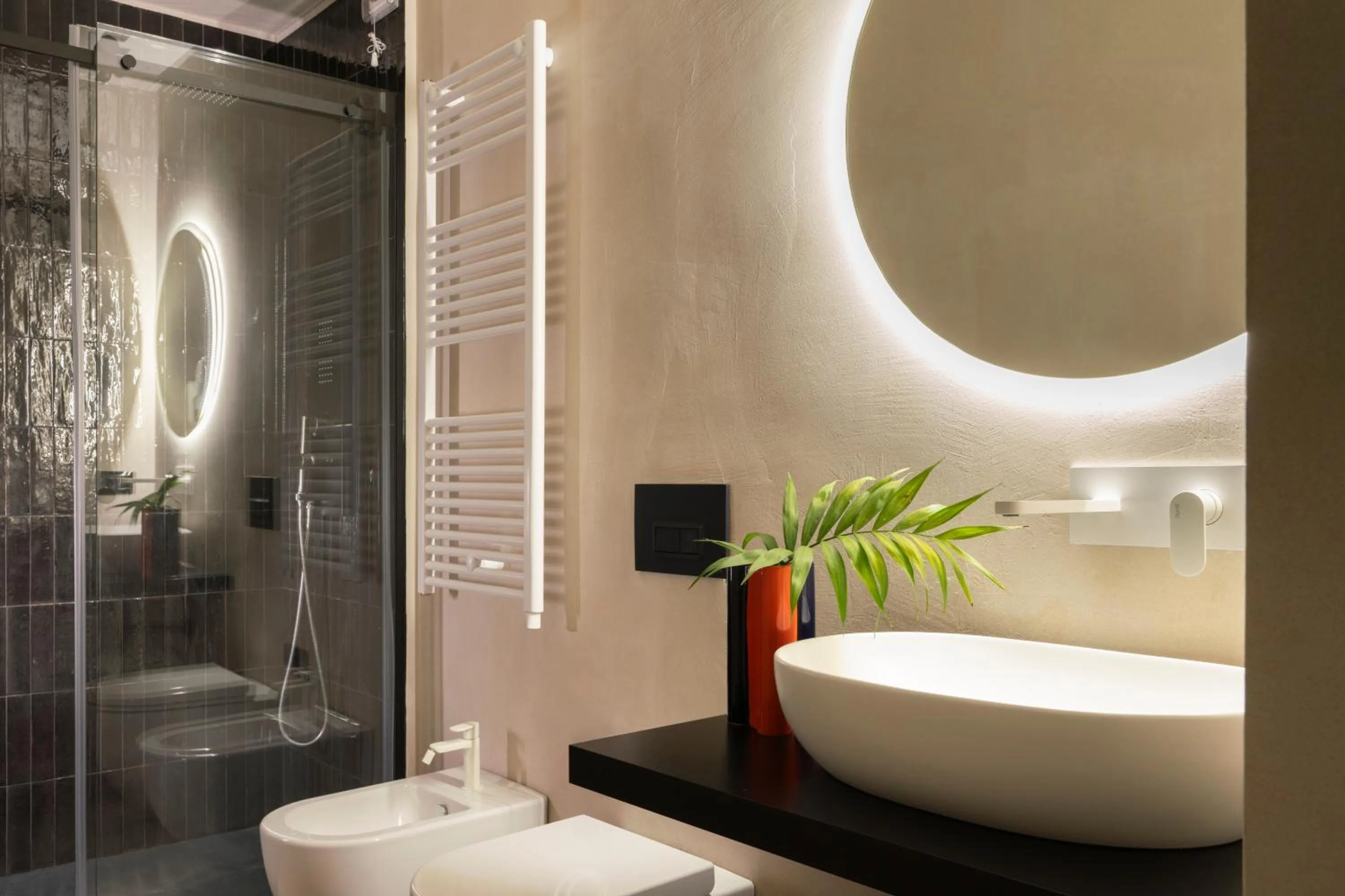 Shower in Casa Pacifico Napoli