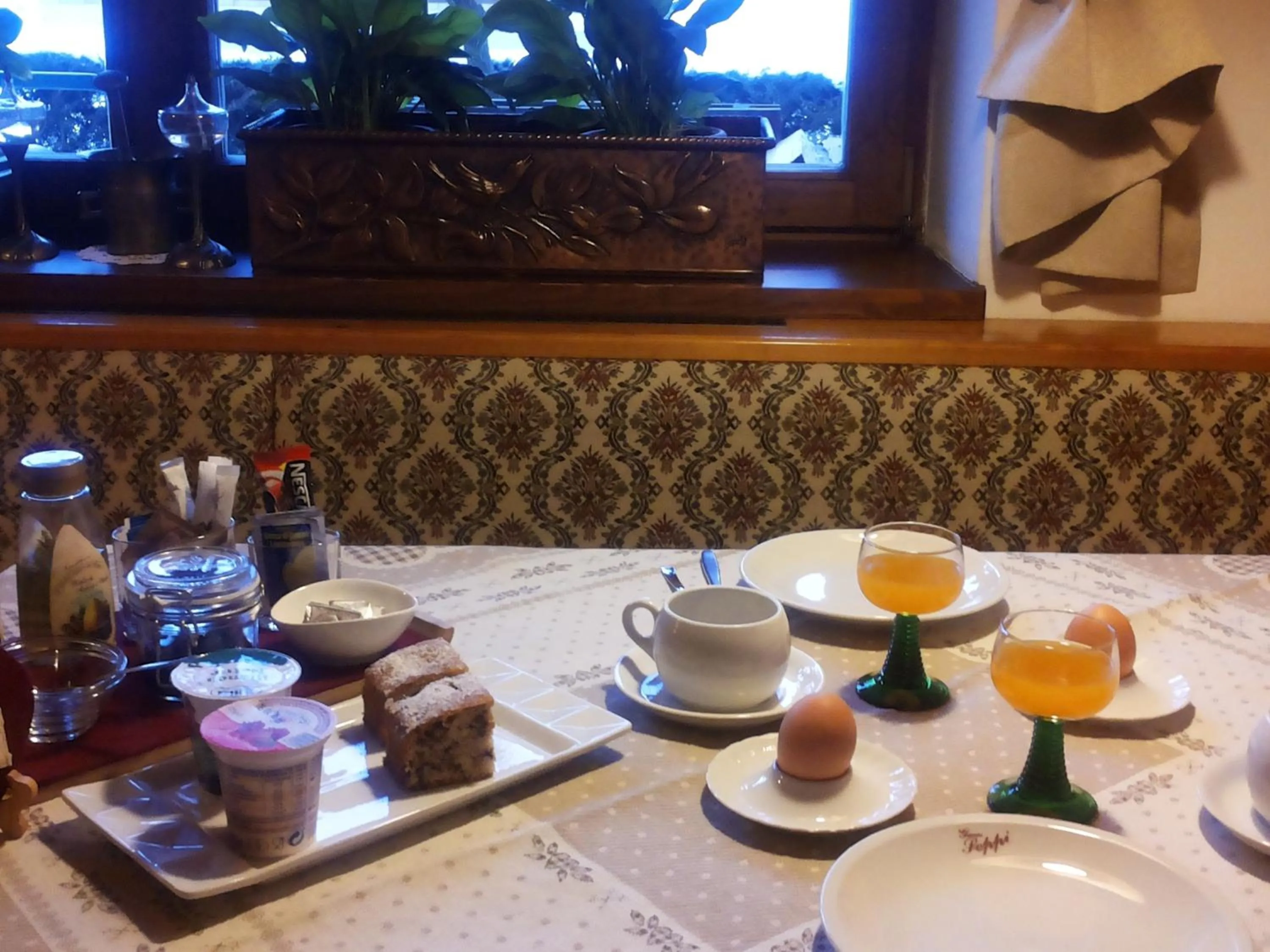Buffet breakfast in B&B Seppi