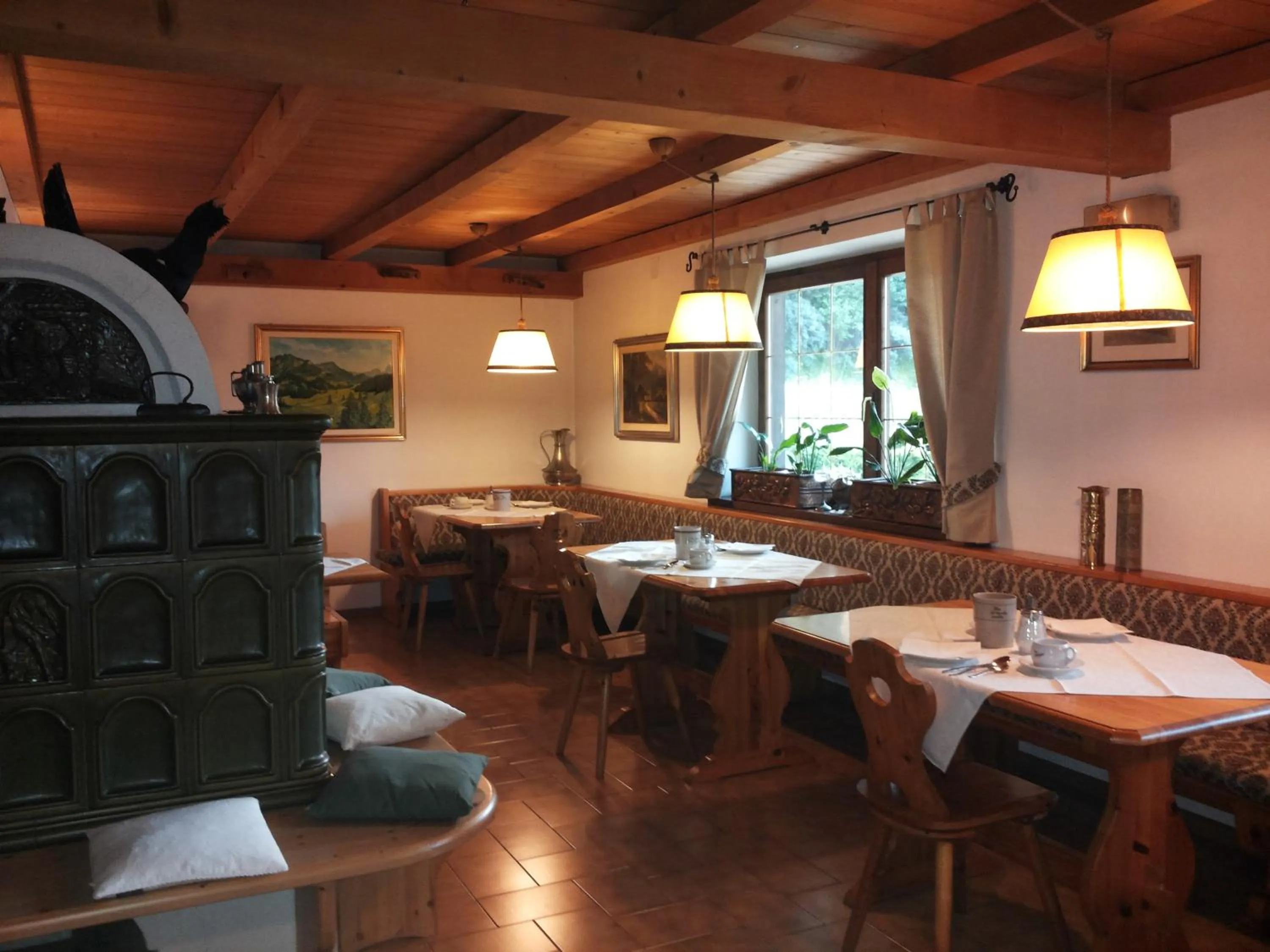 Restaurant/places to eat in B&B Seppi