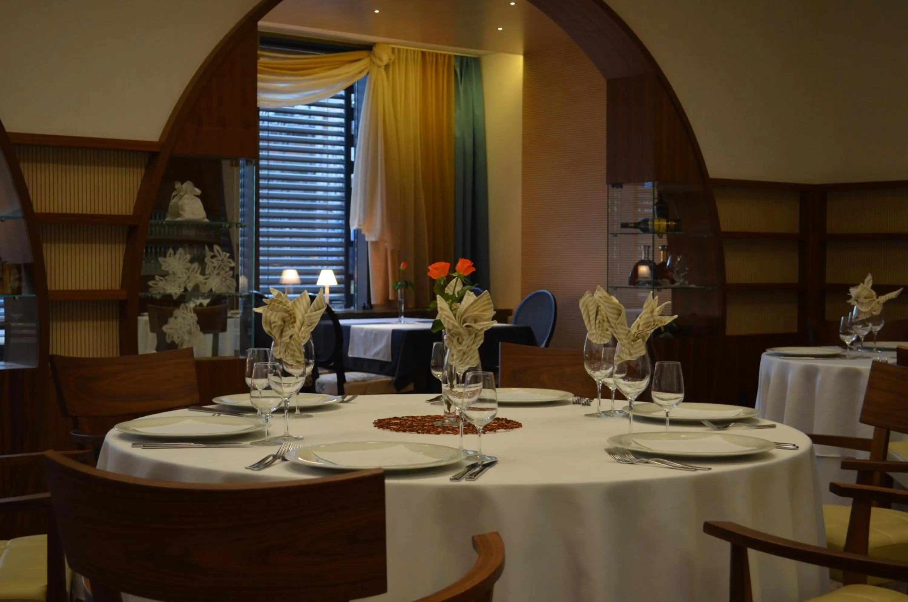 Restaurant/places to eat in Hotel Jozef
