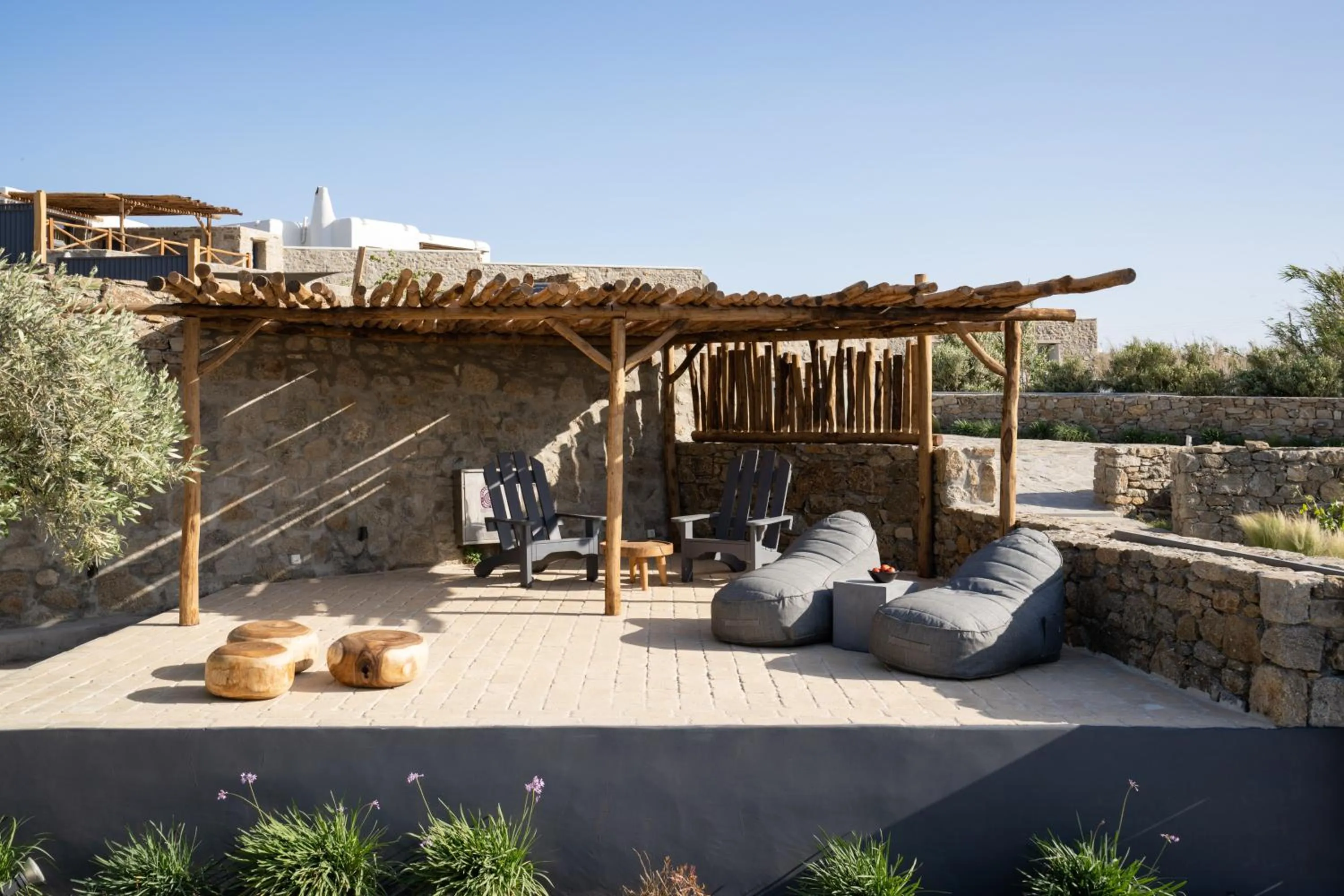 Patio in Ikies of Mykonos