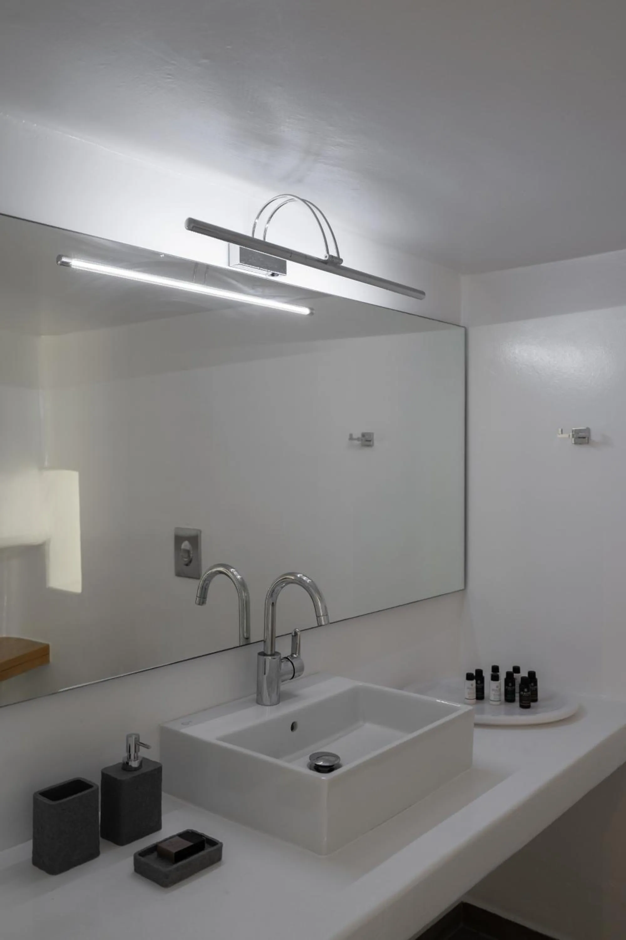 Bathroom in Ikies of Mykonos