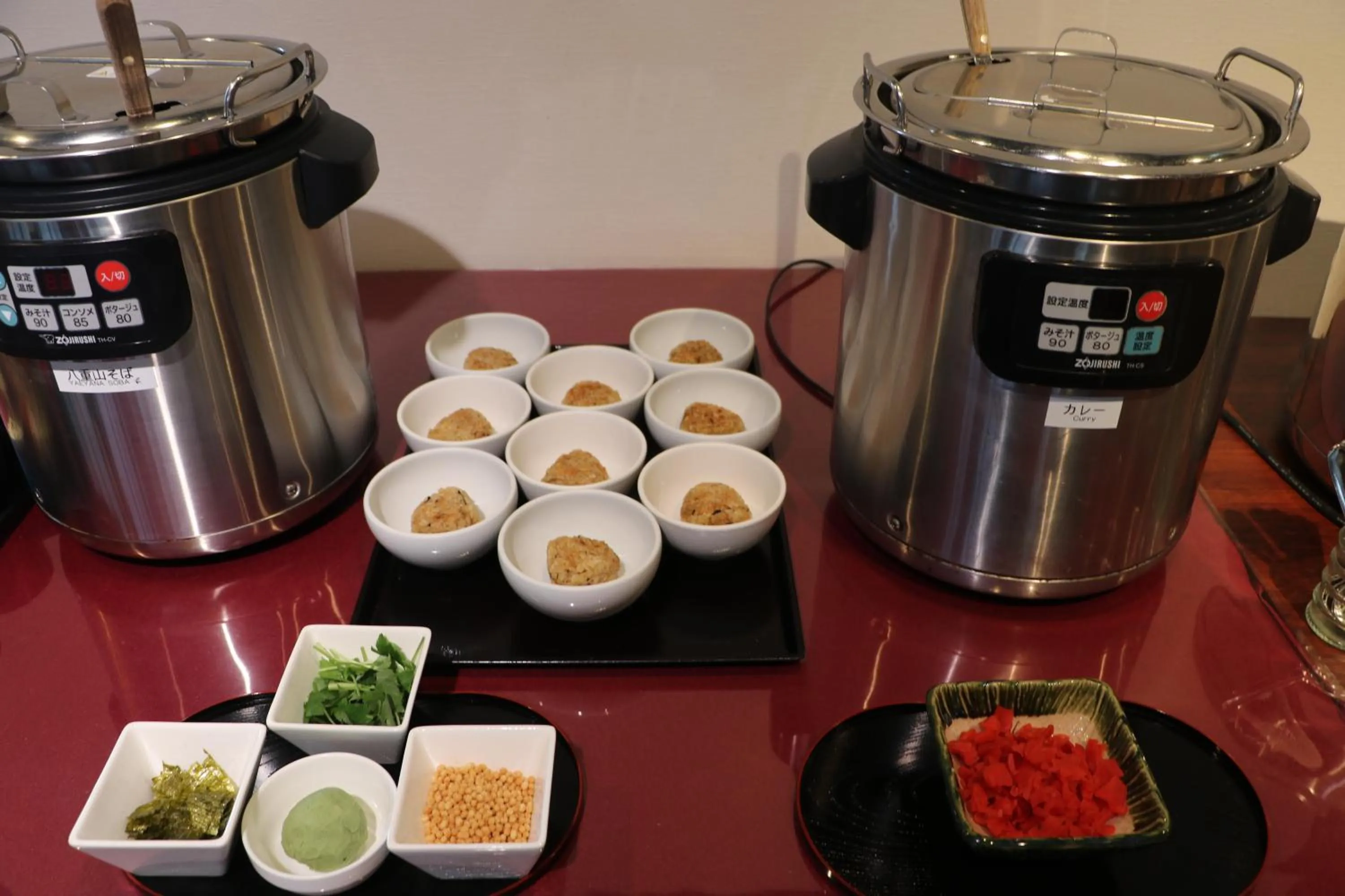 Restaurant/places to eat in Hotel East China Sea