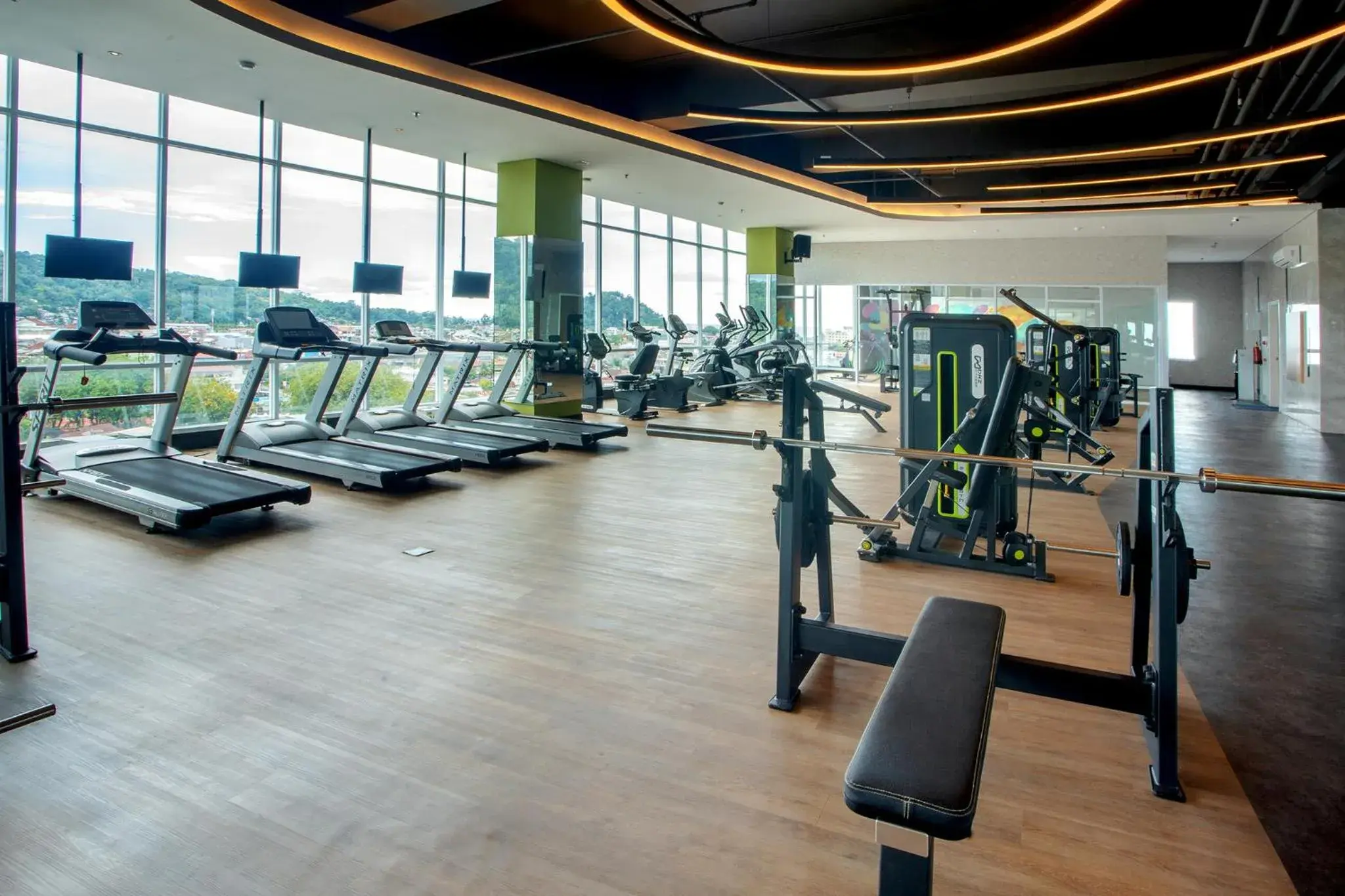 Fitness centre/facilities in The ZHM Premiere Padang Fitness centre/facilities in The ZHM Premiere Padang
