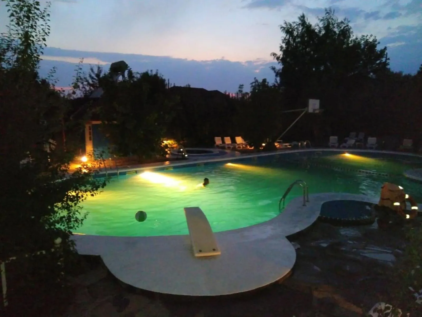 Swimming pool in Lotca Fermecată - Lotka Fermecată