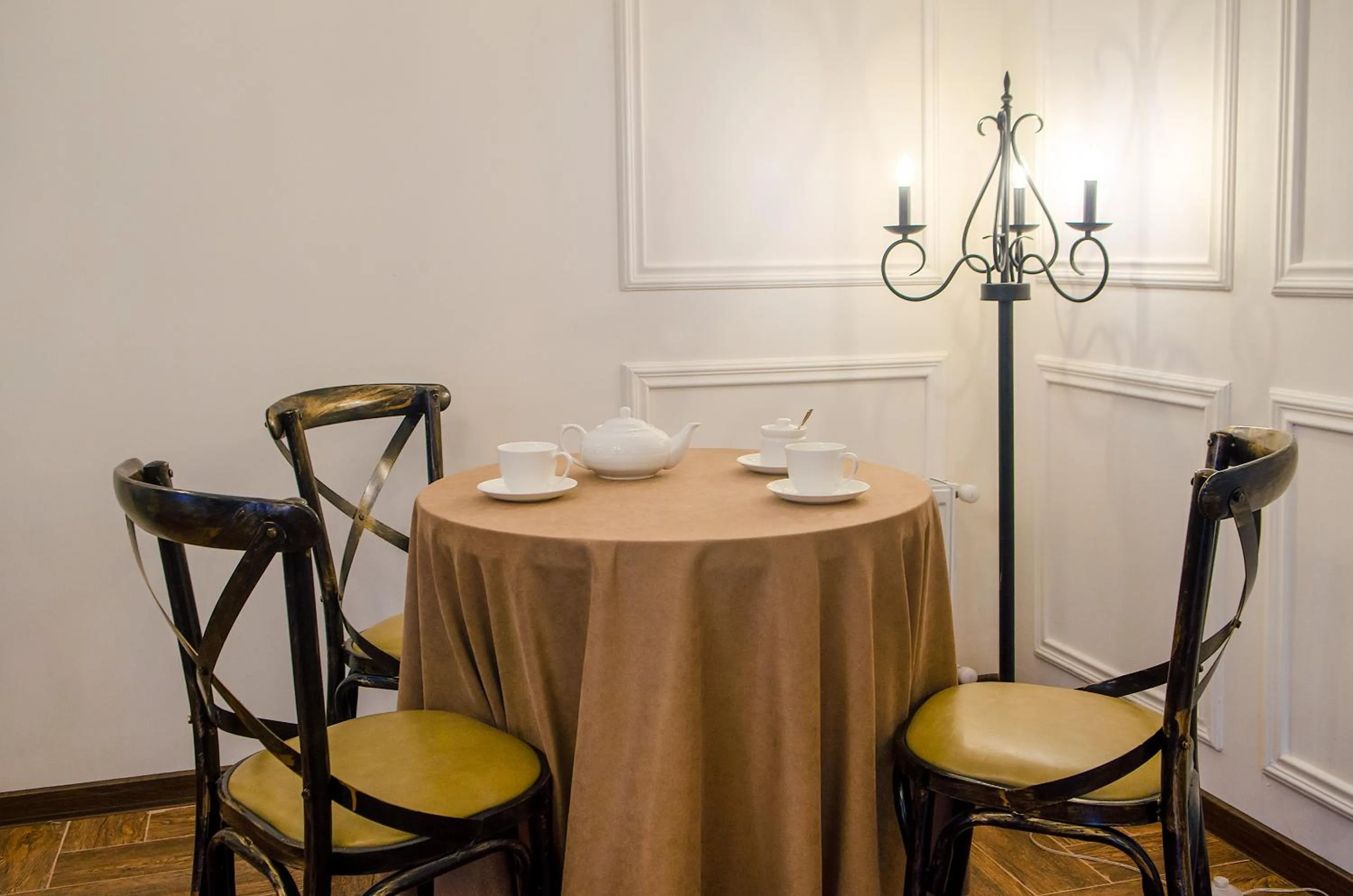 Restaurant/places to eat in The Residence Hotel & Cottages