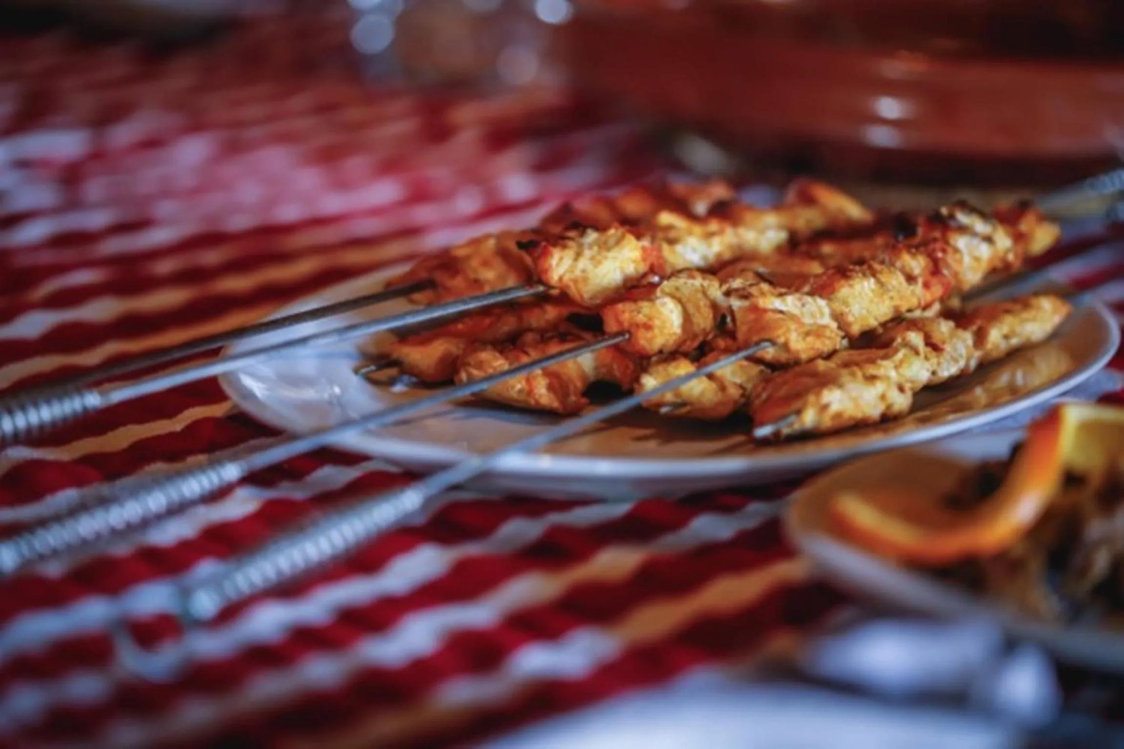 Restaurant/places to eat in Maison Boutchrafine