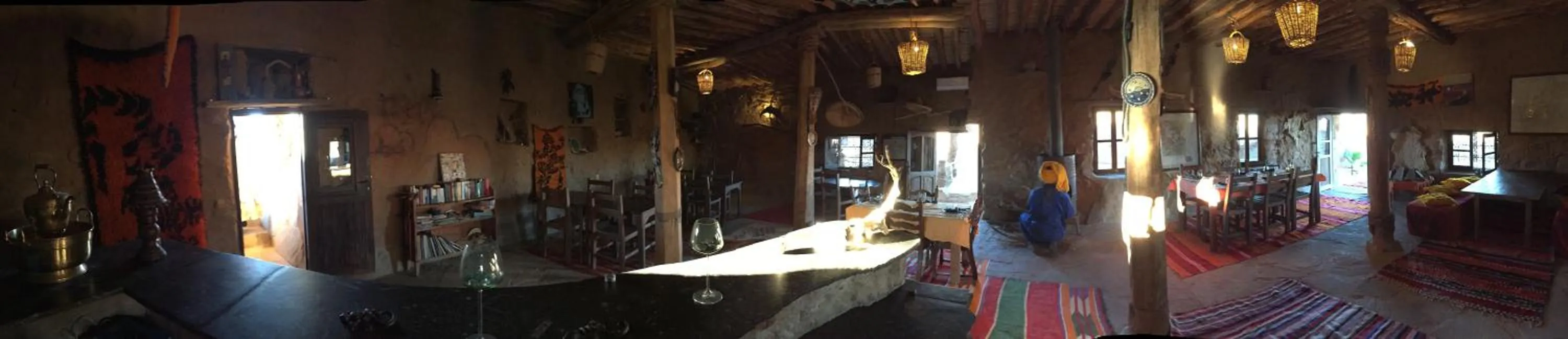 Lounge or bar in Maison Boutchrafine