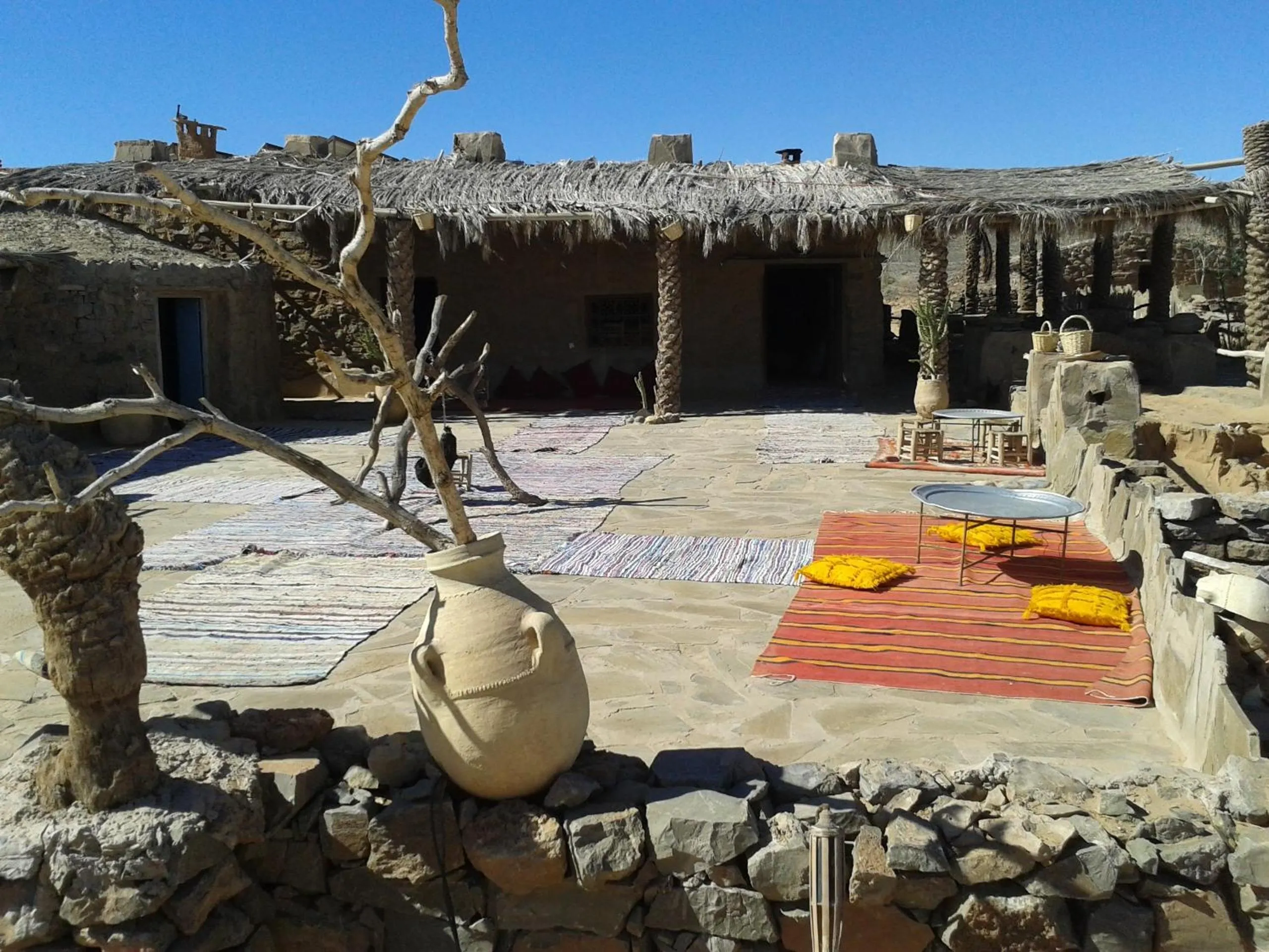 Balcony/Terrace in Maison Boutchrafine