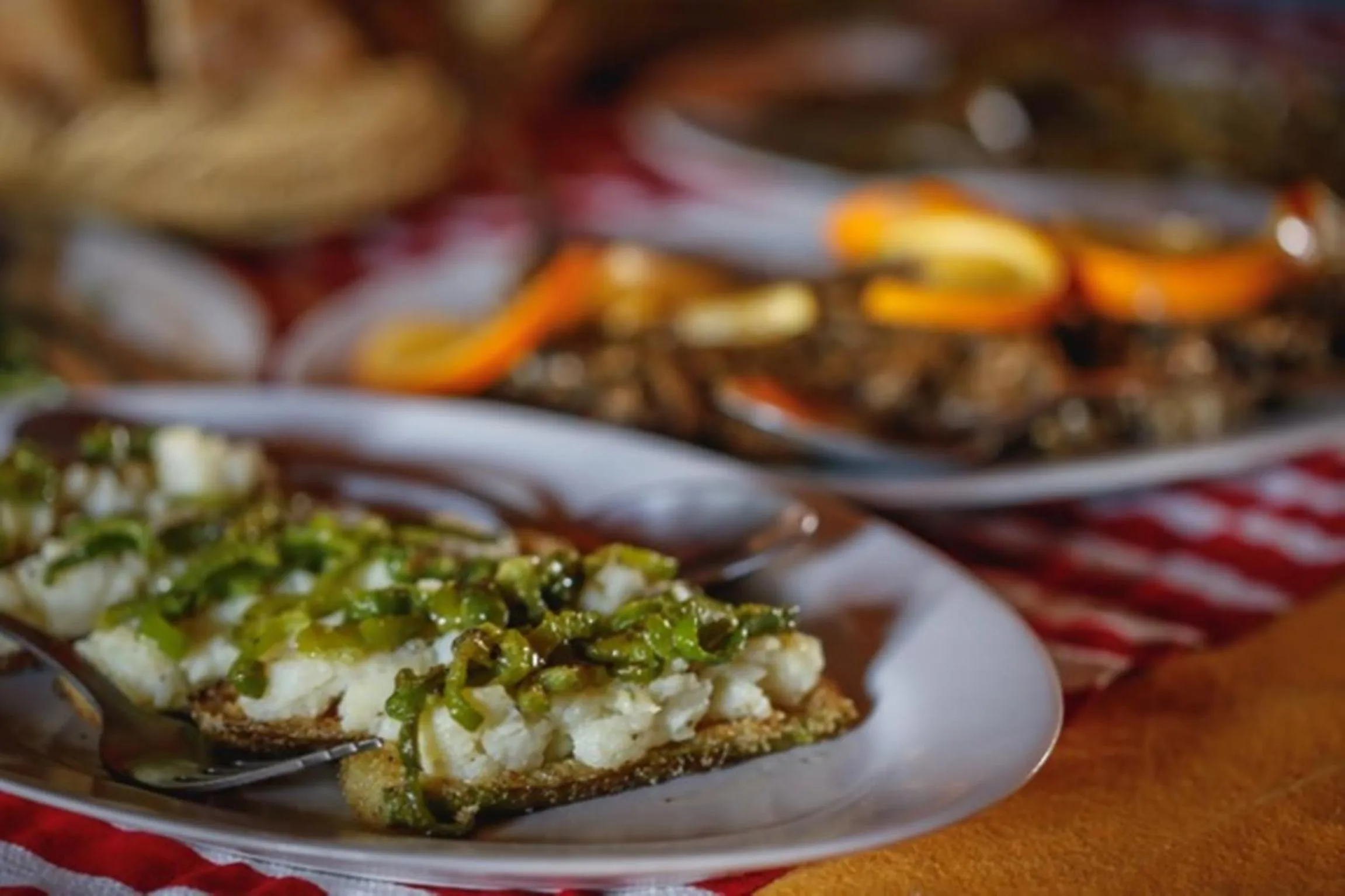 Restaurant/places to eat in Maison Boutchrafine